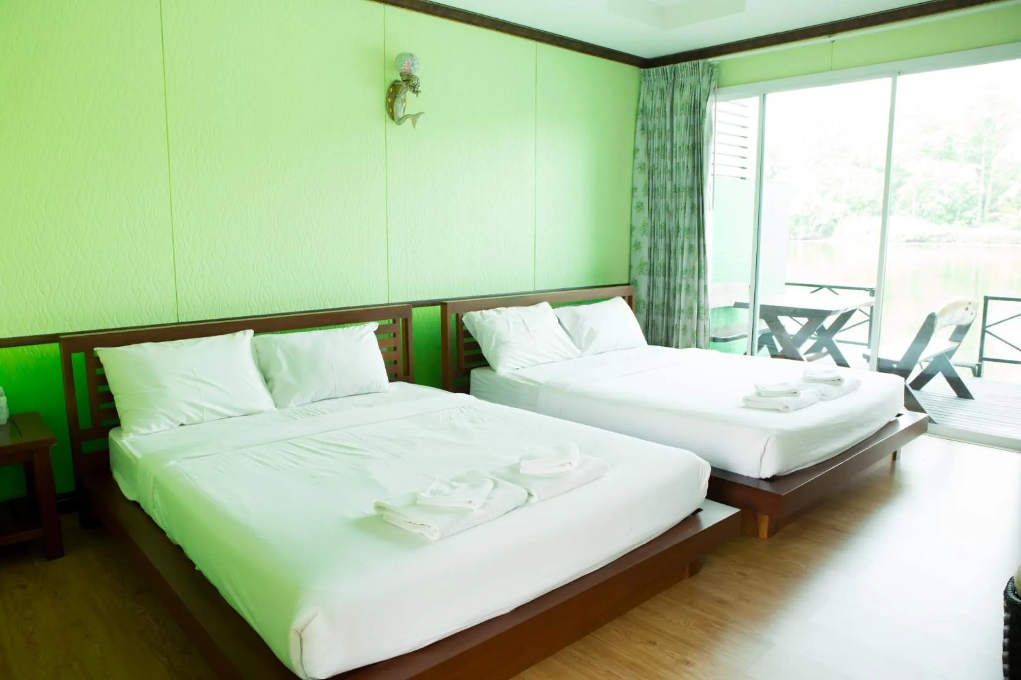 Bedroom, Bed in Suan Sai Yok Resort