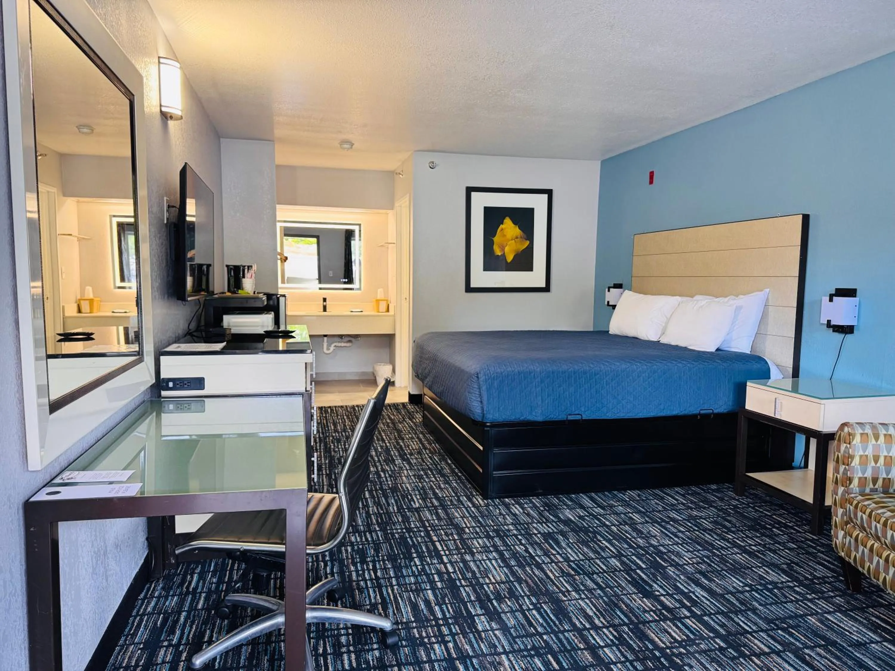 Living room, Bed in Wander Inn