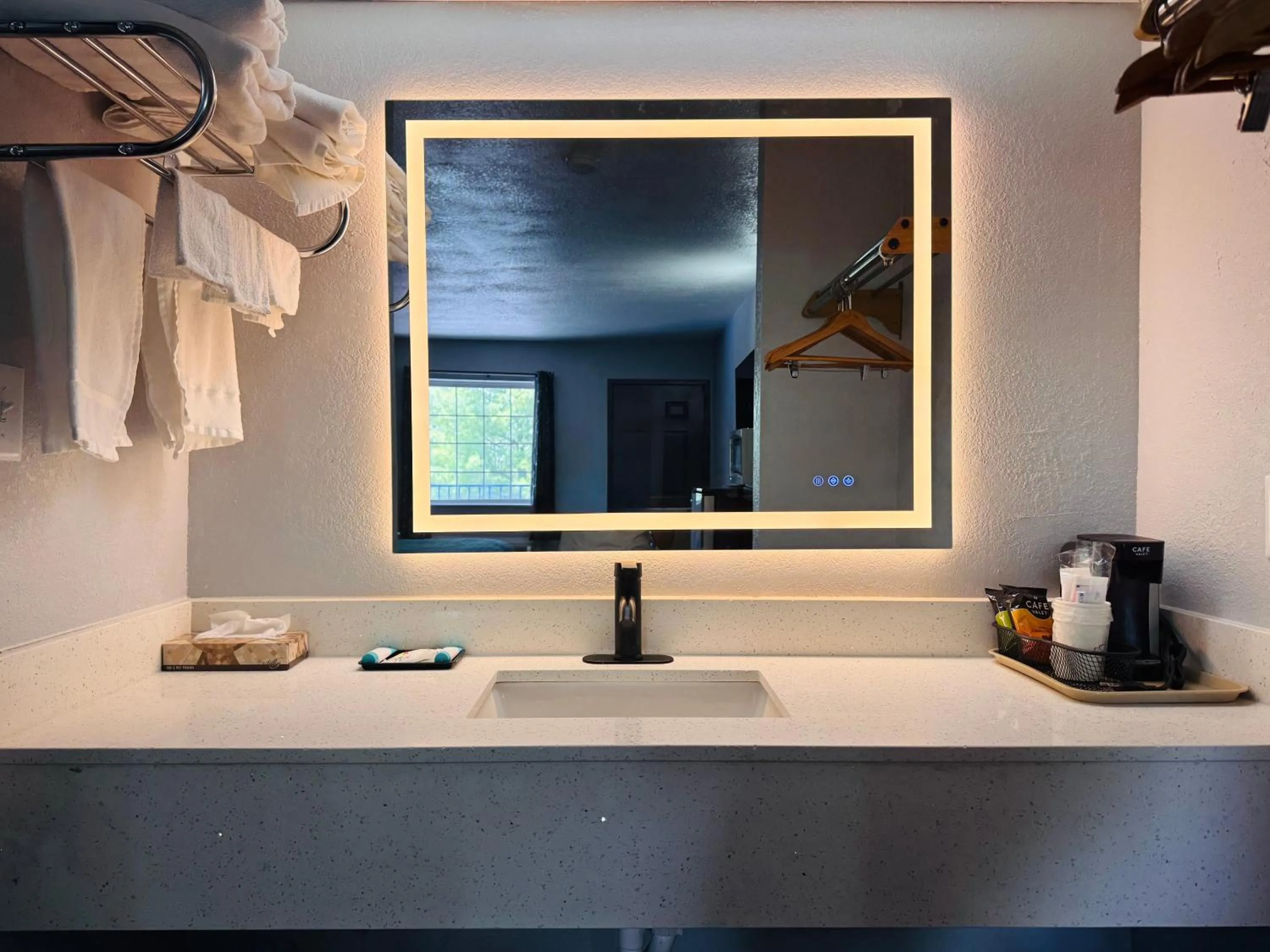 Bathroom in Wander Inn