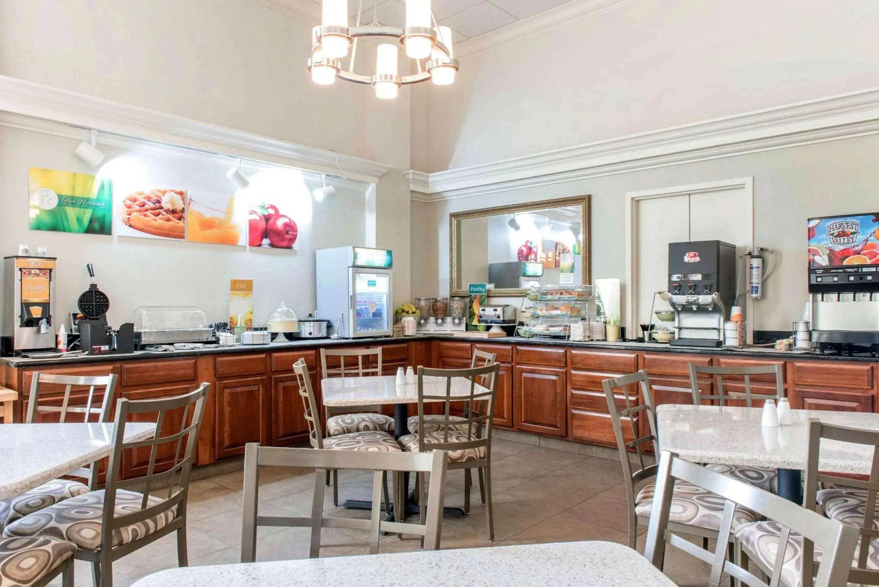 Restaurant/places to eat in Quality Inn Festus Restaurant/places to eat in Quality Inn Festus