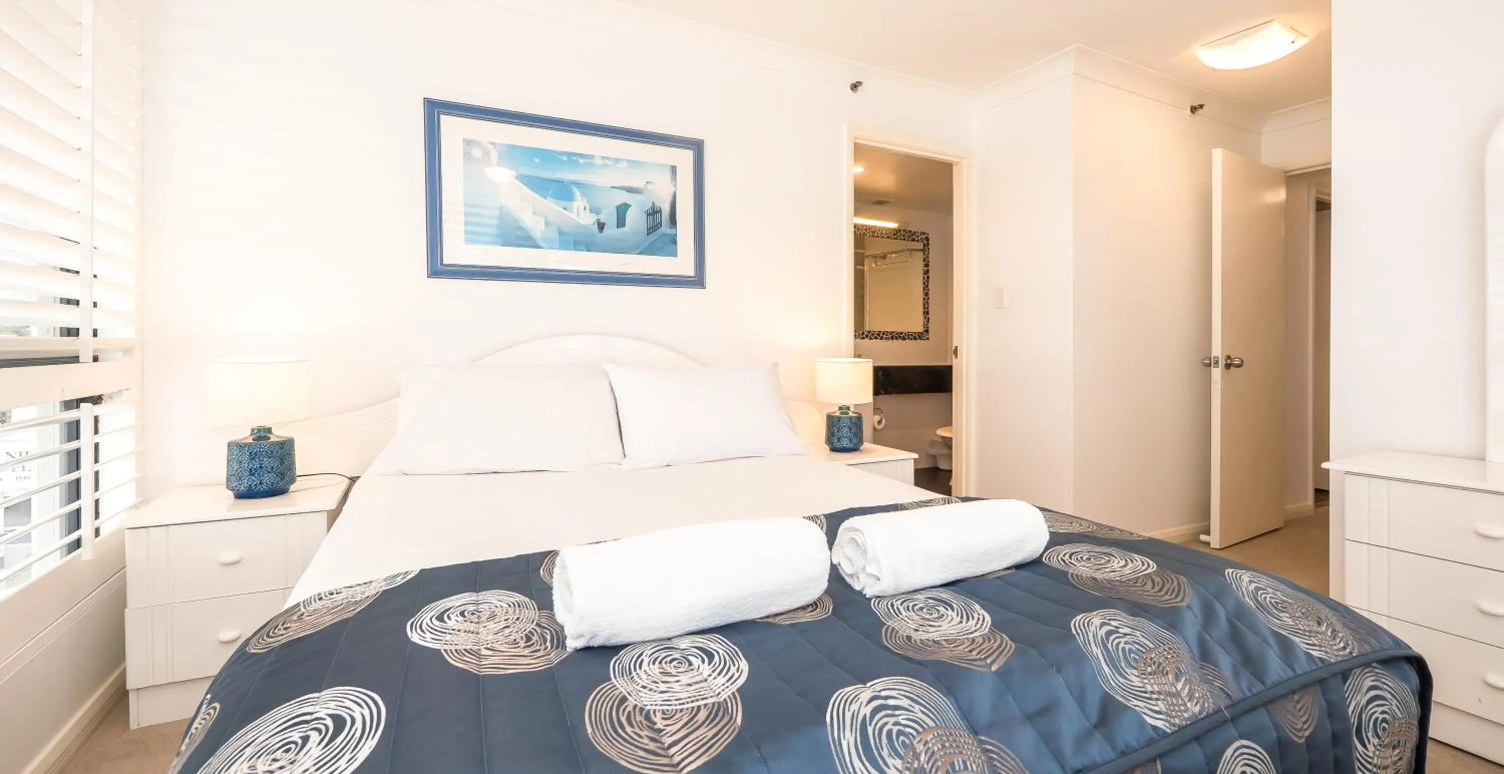 Bed in Victoria Square Apartments