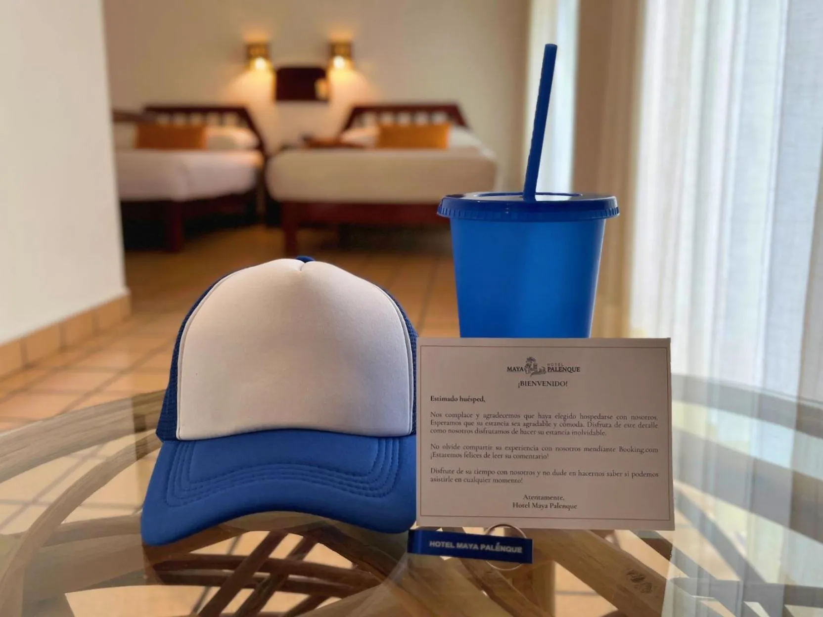 Photo of the whole room, Bed in Hotel Maya Palenque