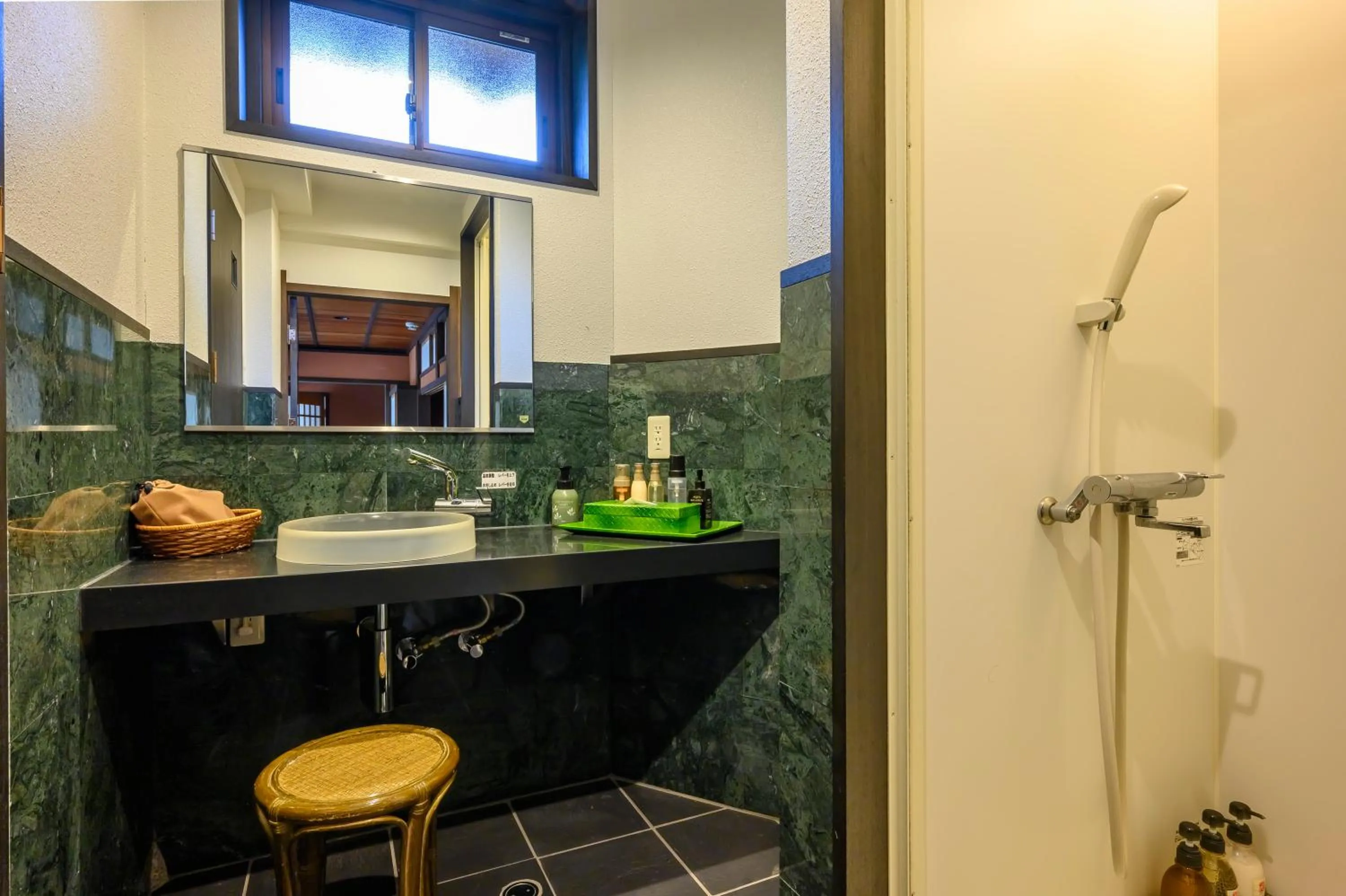 Shower in Ryokan Ohashi