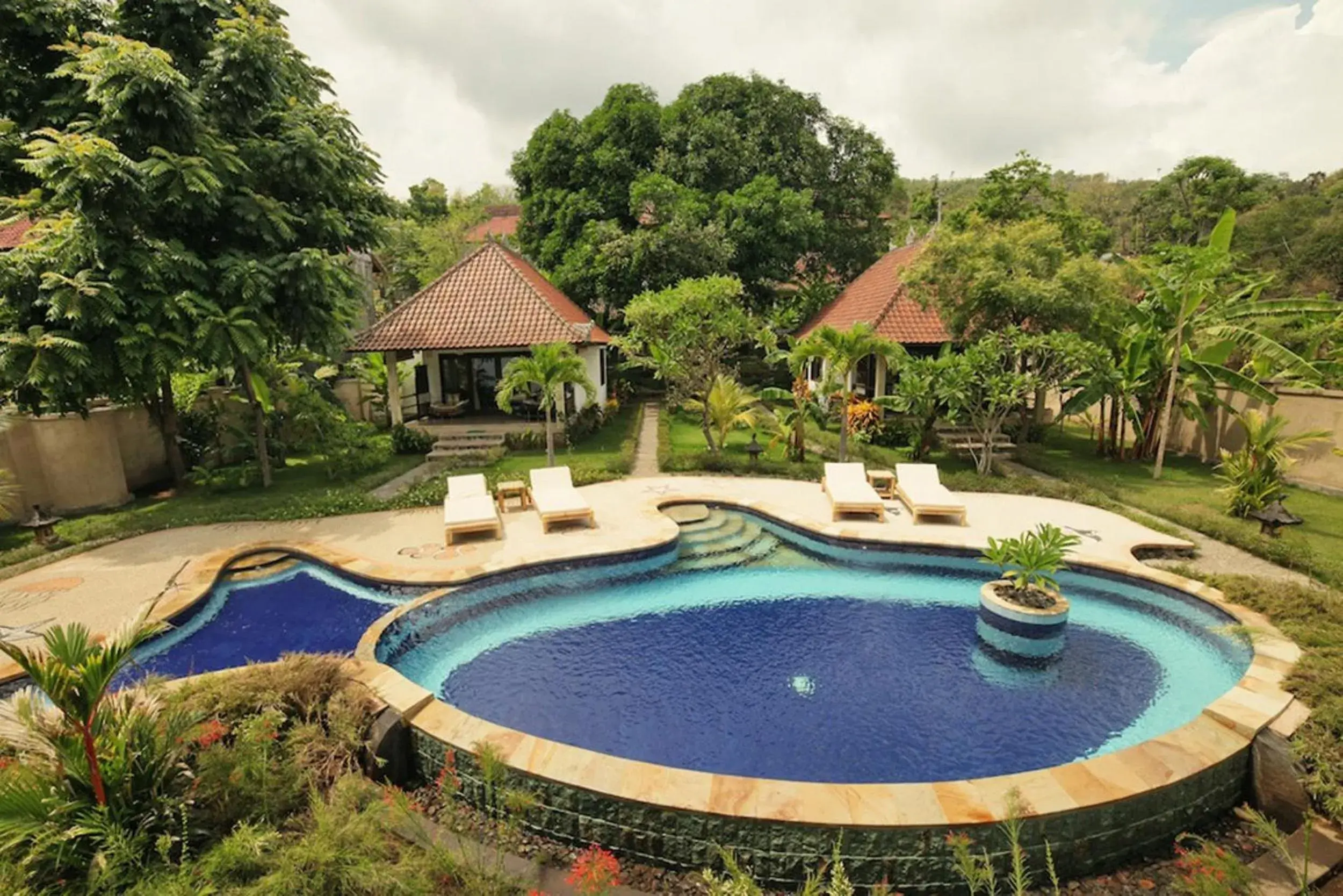 Swimming pool in Bali Dream House Swimming pool in Bali Dream House