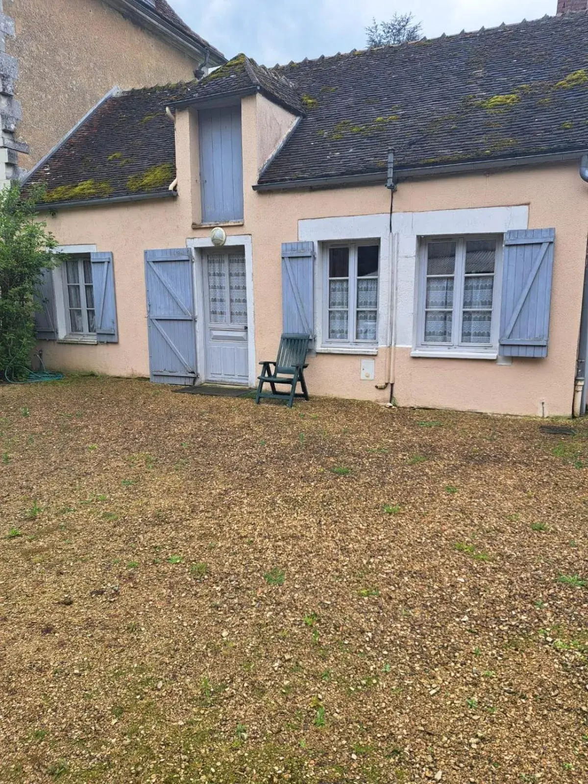 Two-Bedroom House in Domaine de Sainte Anne Two-Bedroom House in Domaine de Sainte Anne