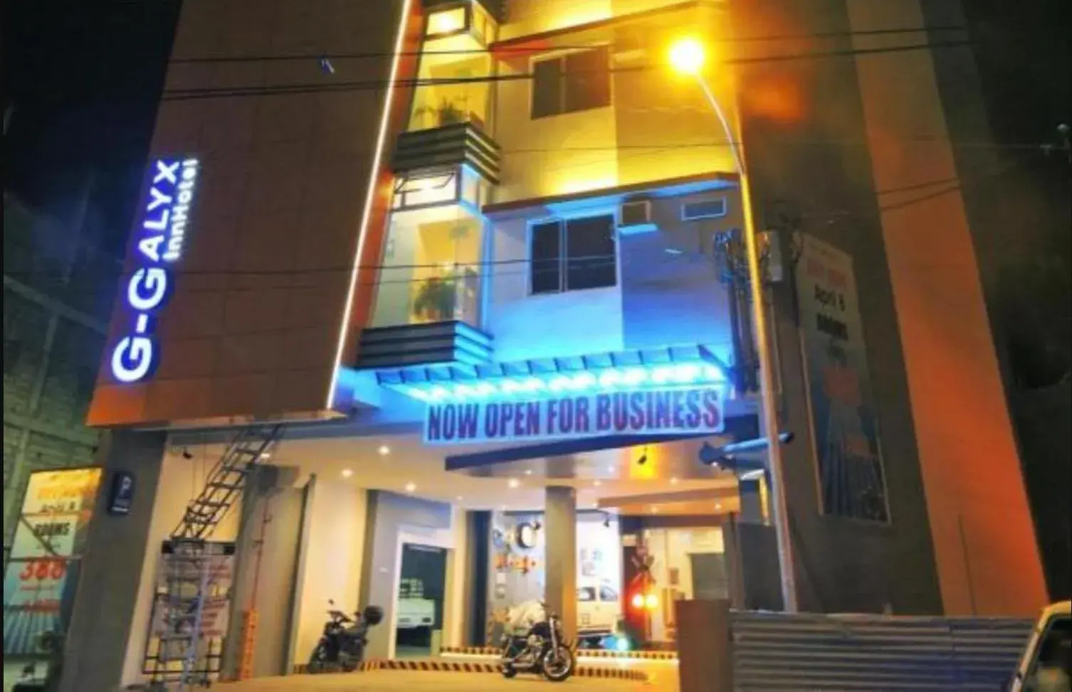 Property building in G-Galyx Inn Hotel Property building in G-Galyx Inn Hotel