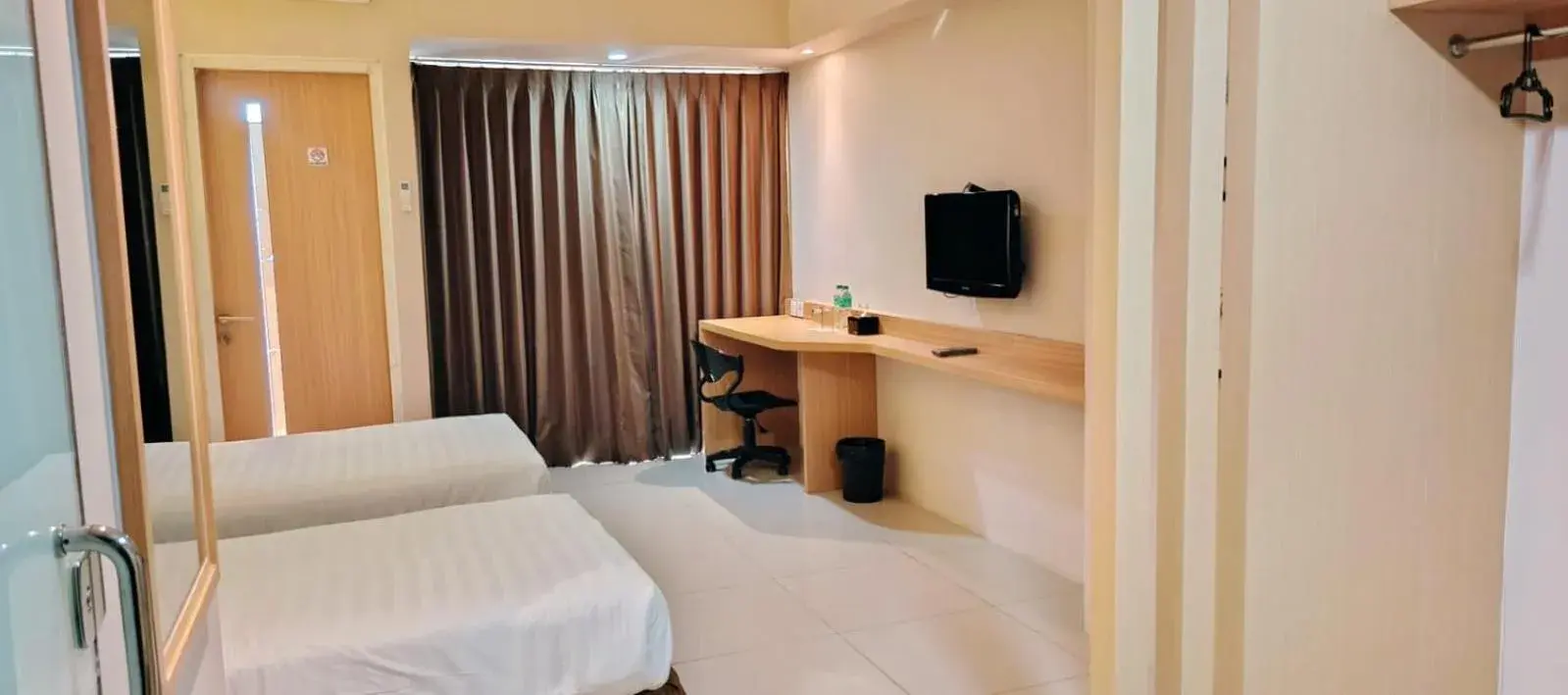 Bed in The Square Surabaya Hotel Bed in The Square Surabaya Hotel