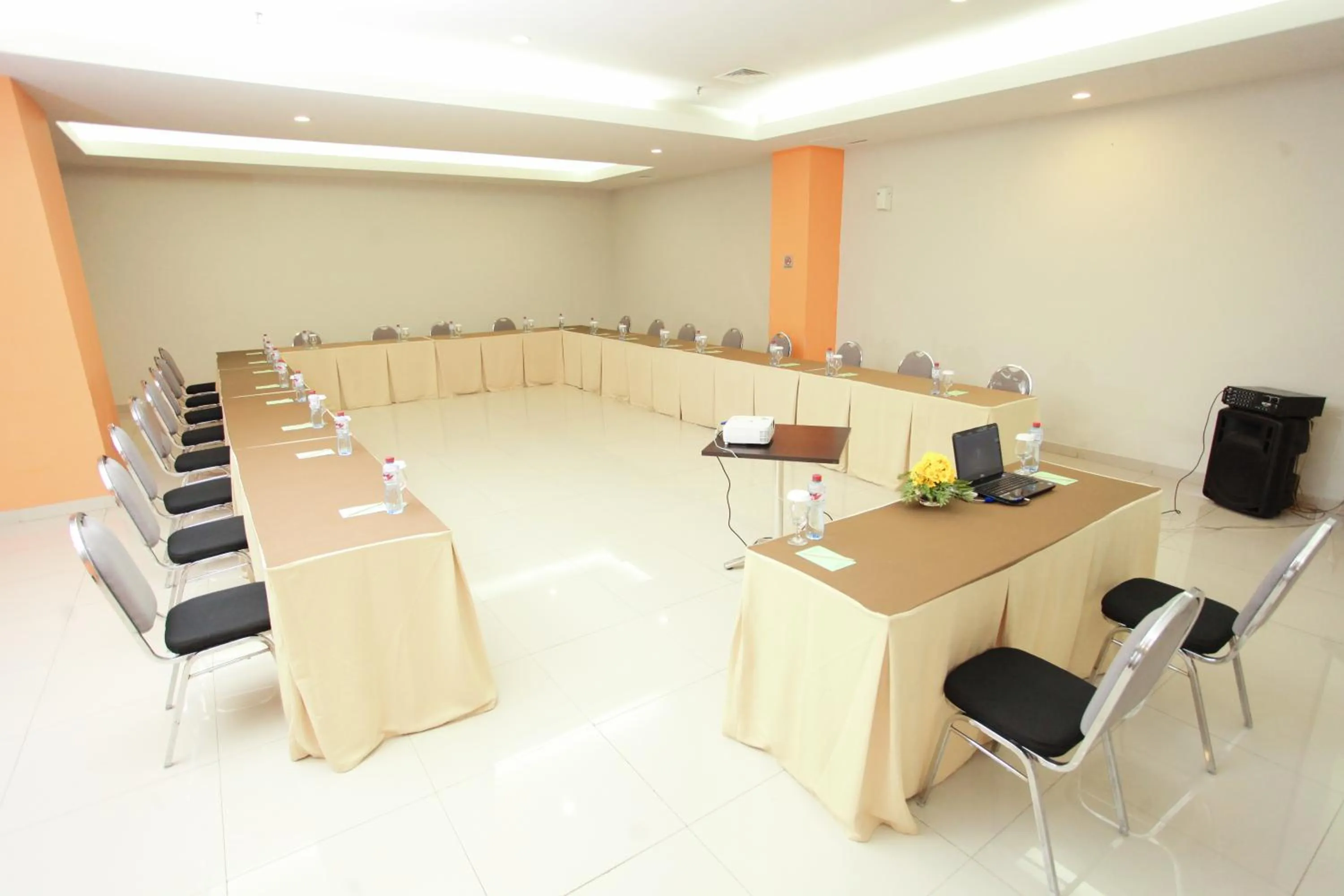 Banquet/Function facilities in The Square Surabaya Hotel