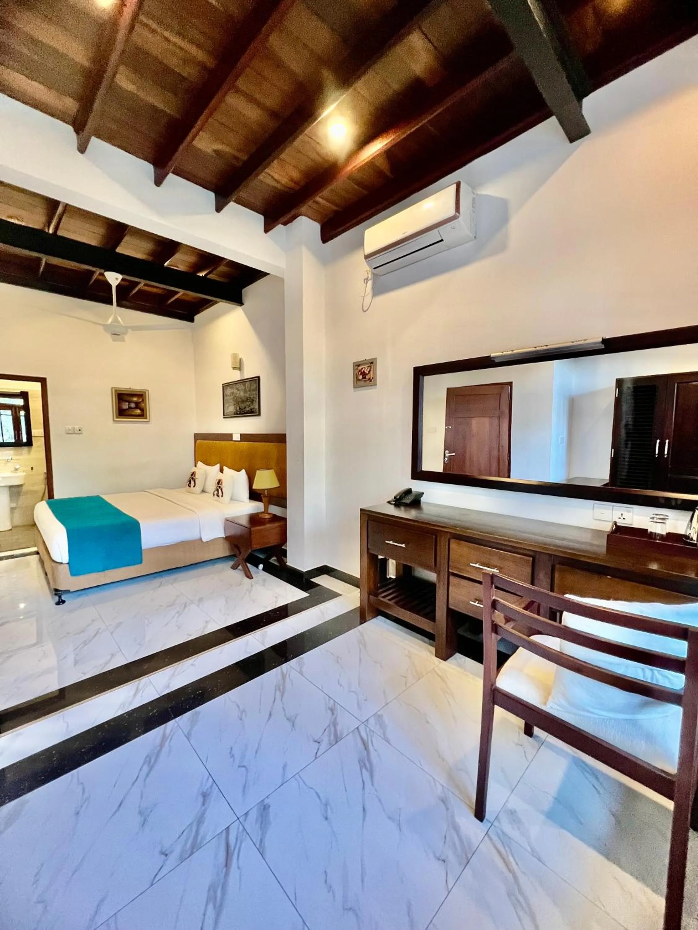 Bed in The Grand Hanthana