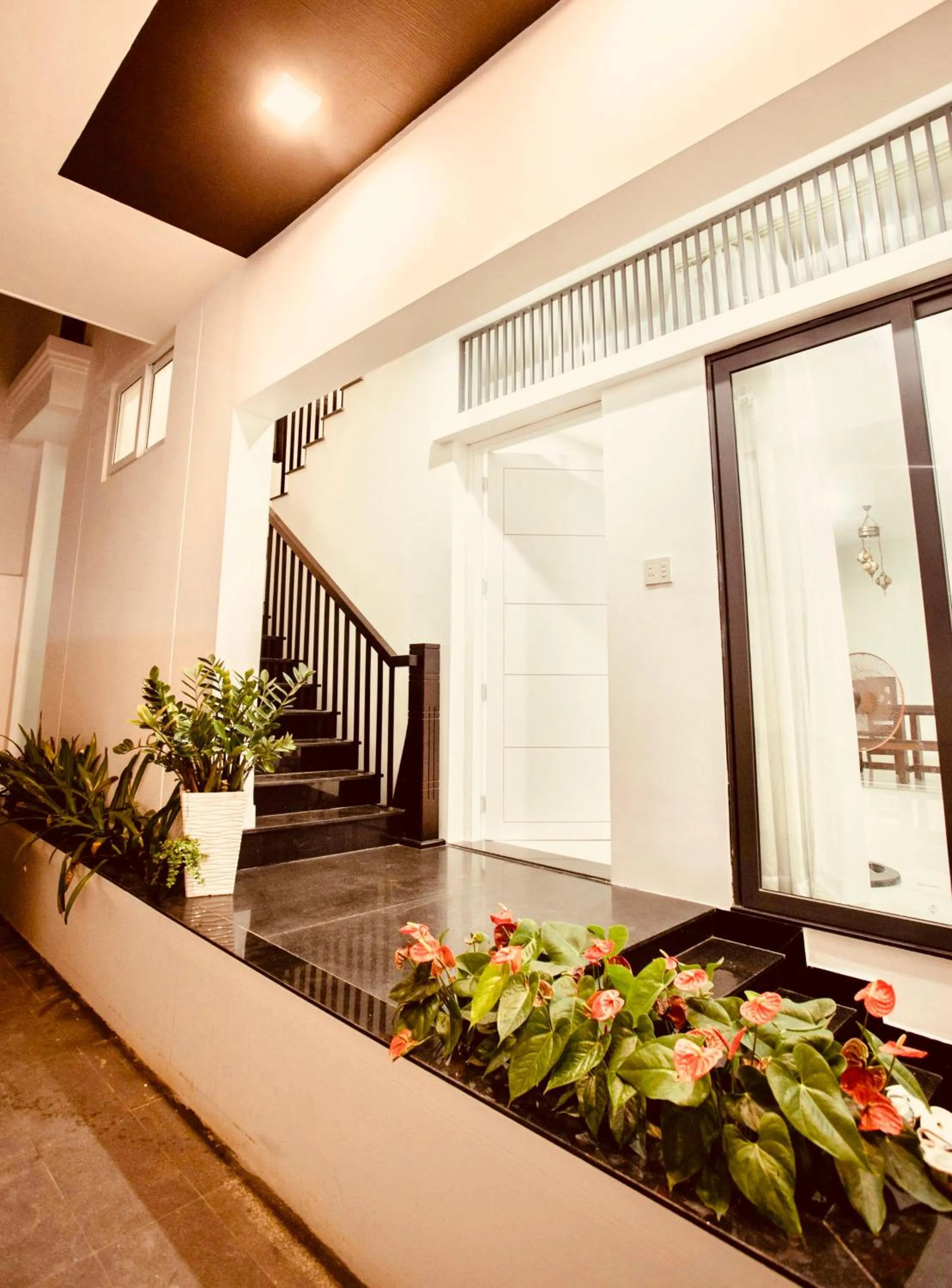 Moonlight House & Apartment Nha Trang