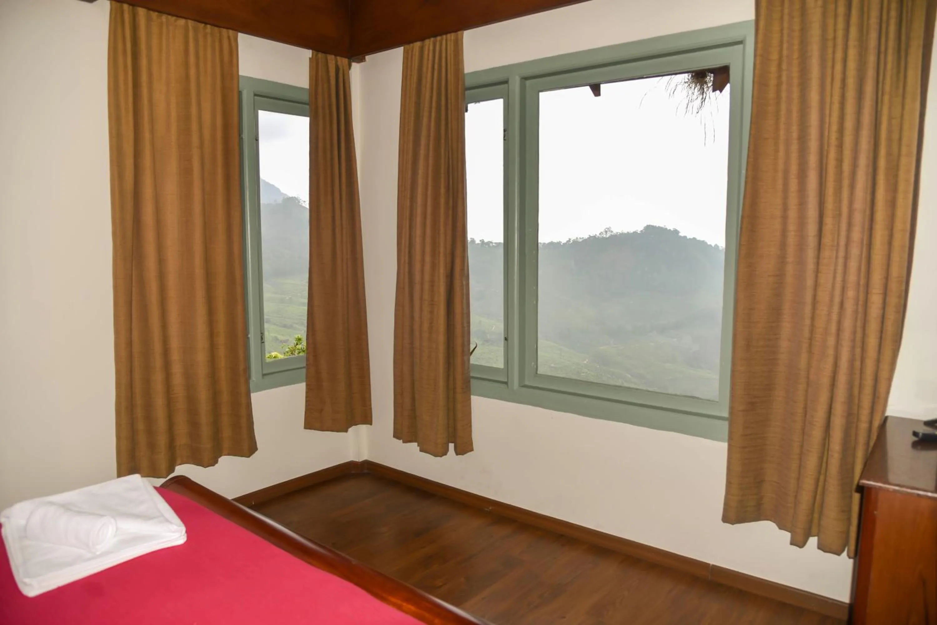 Mountain view, Bed in Blackberry Hills Munnar Nature Resort & Spa