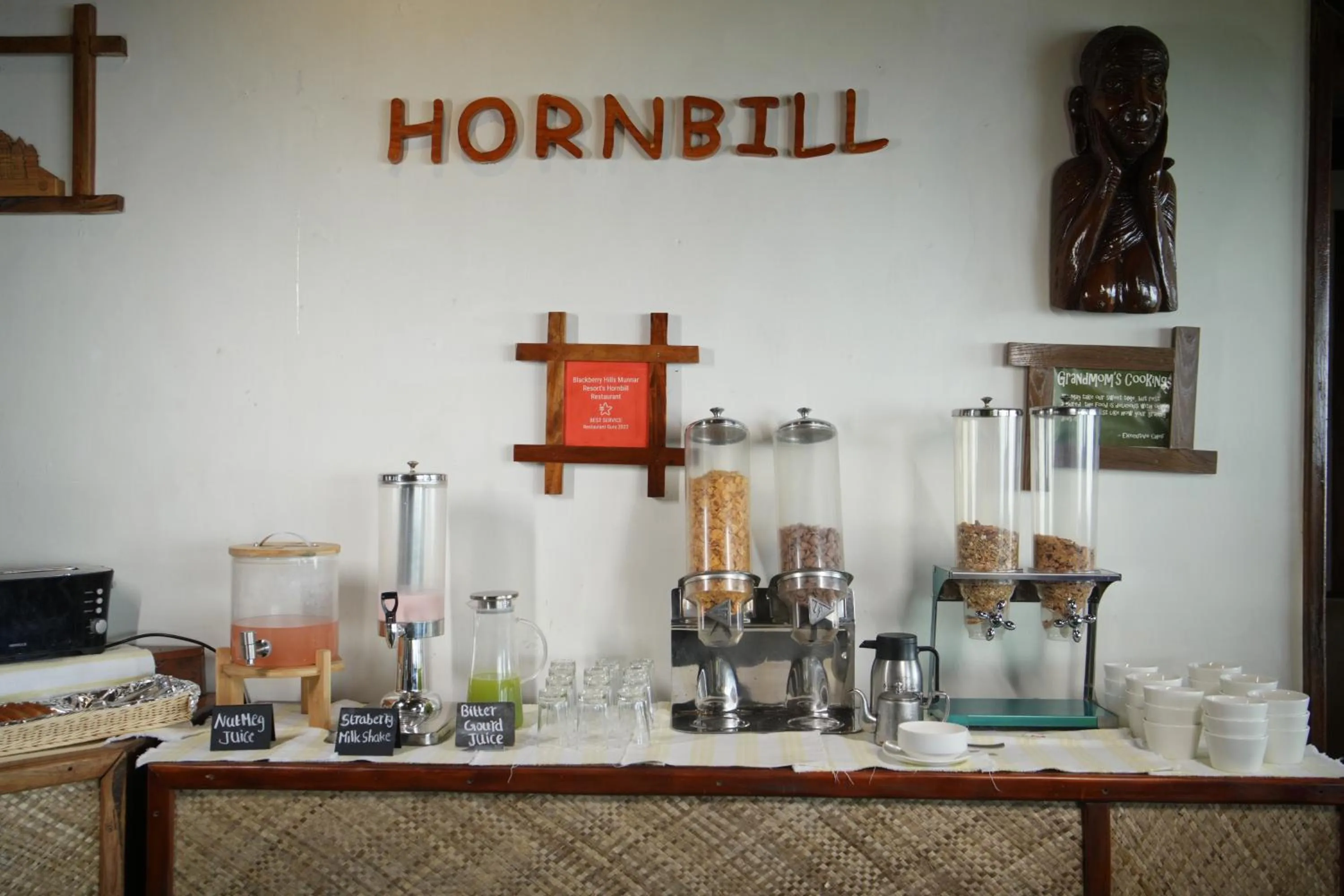 Restaurant/places to eat in Blackberry Hills Munnar Nature Resort & Spa