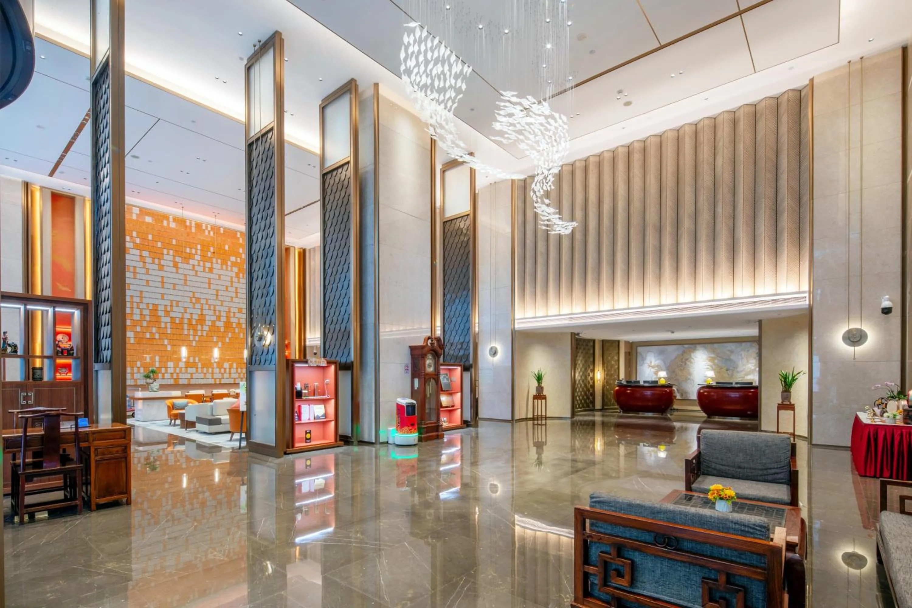 Lobby or reception in Landmark International Hotel