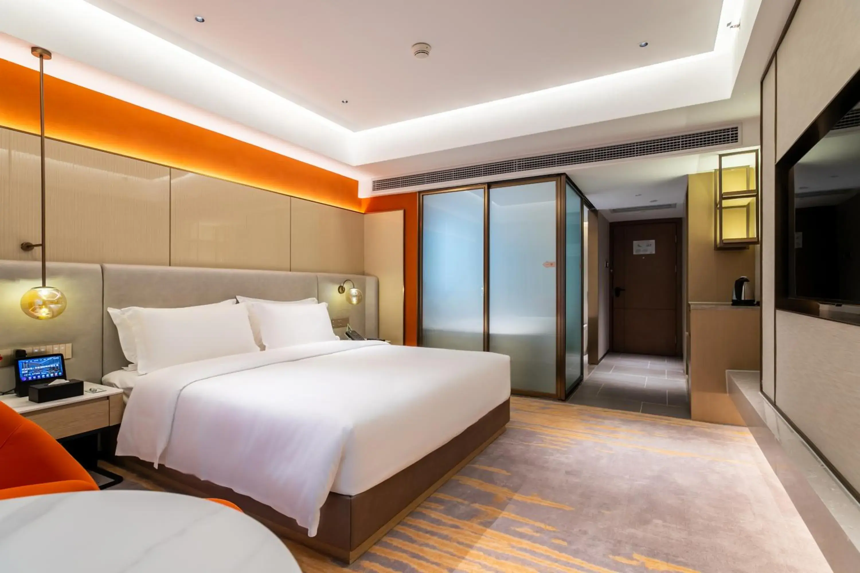 Bed in Landmark International Hotel Bed in Landmark International Hotel