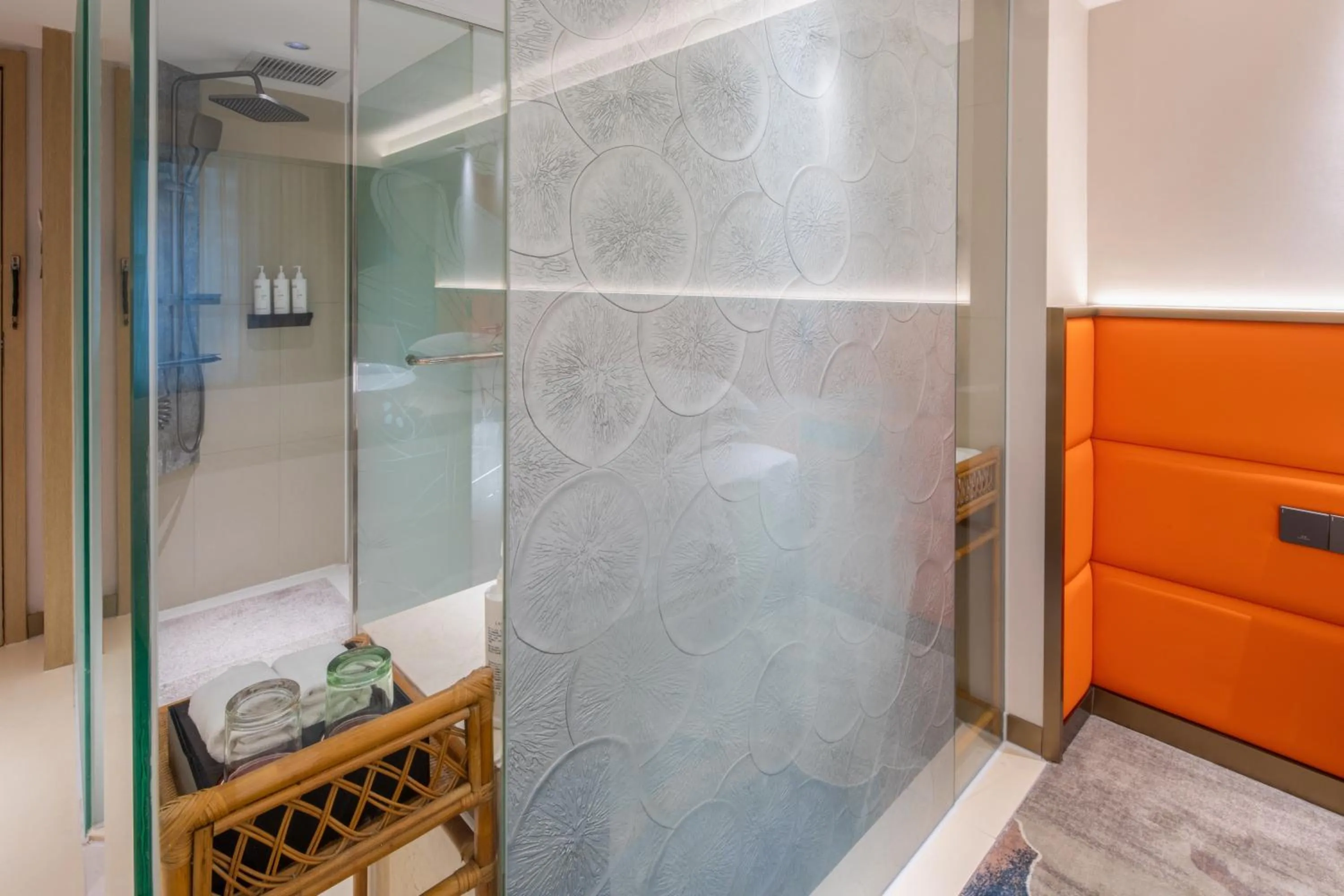 Toilet in Landmark International Hotel