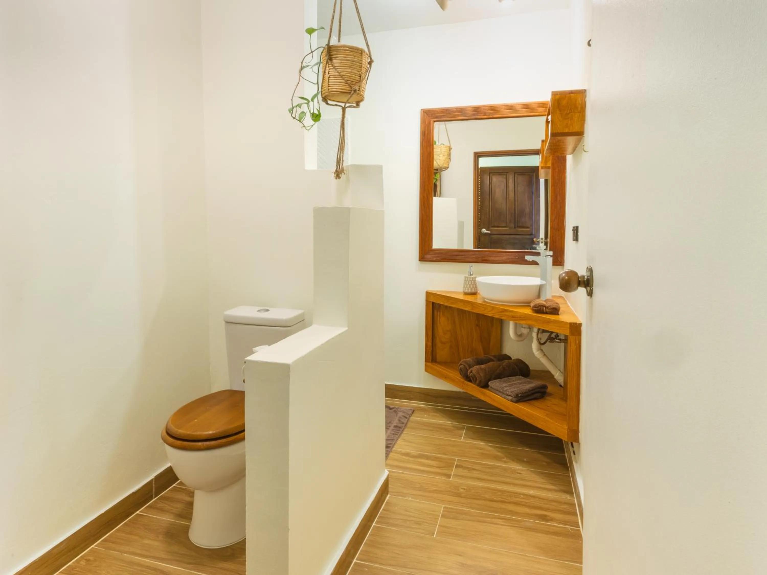 Toilet in Fatumaru Lodge