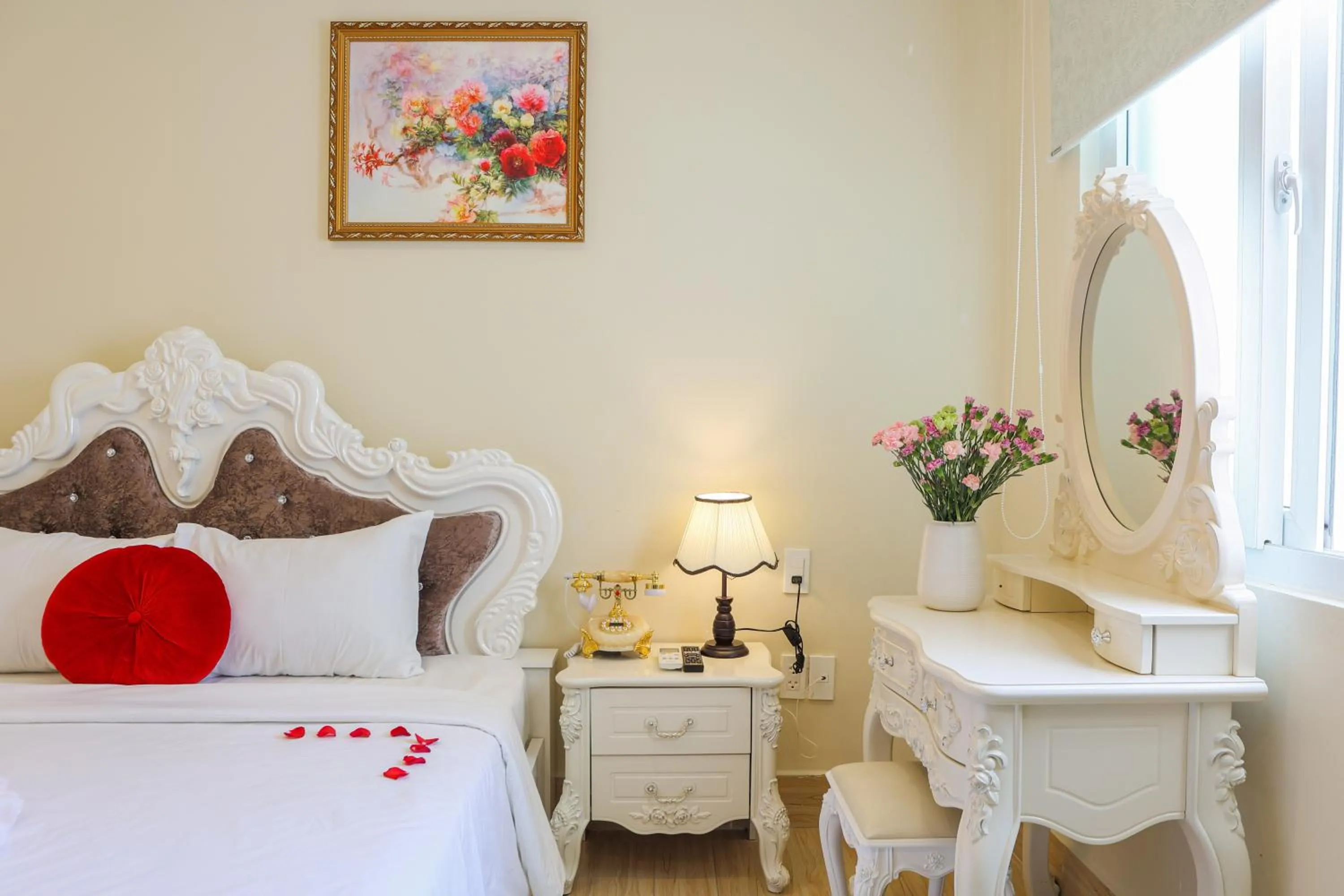 Bed in Happy Star Hotel Nha Trang