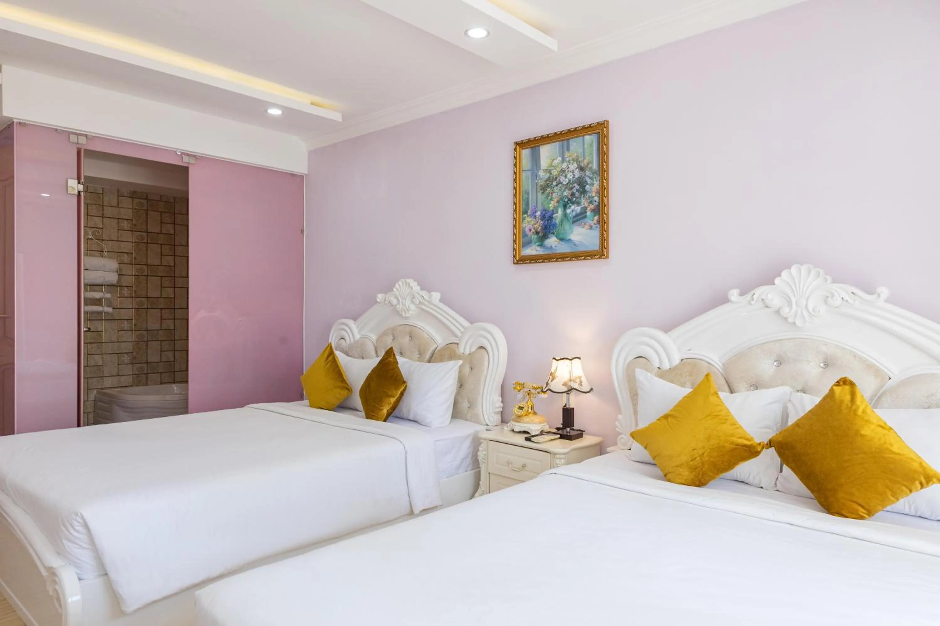 Bed in Happy Star Hotel Nha Trang
