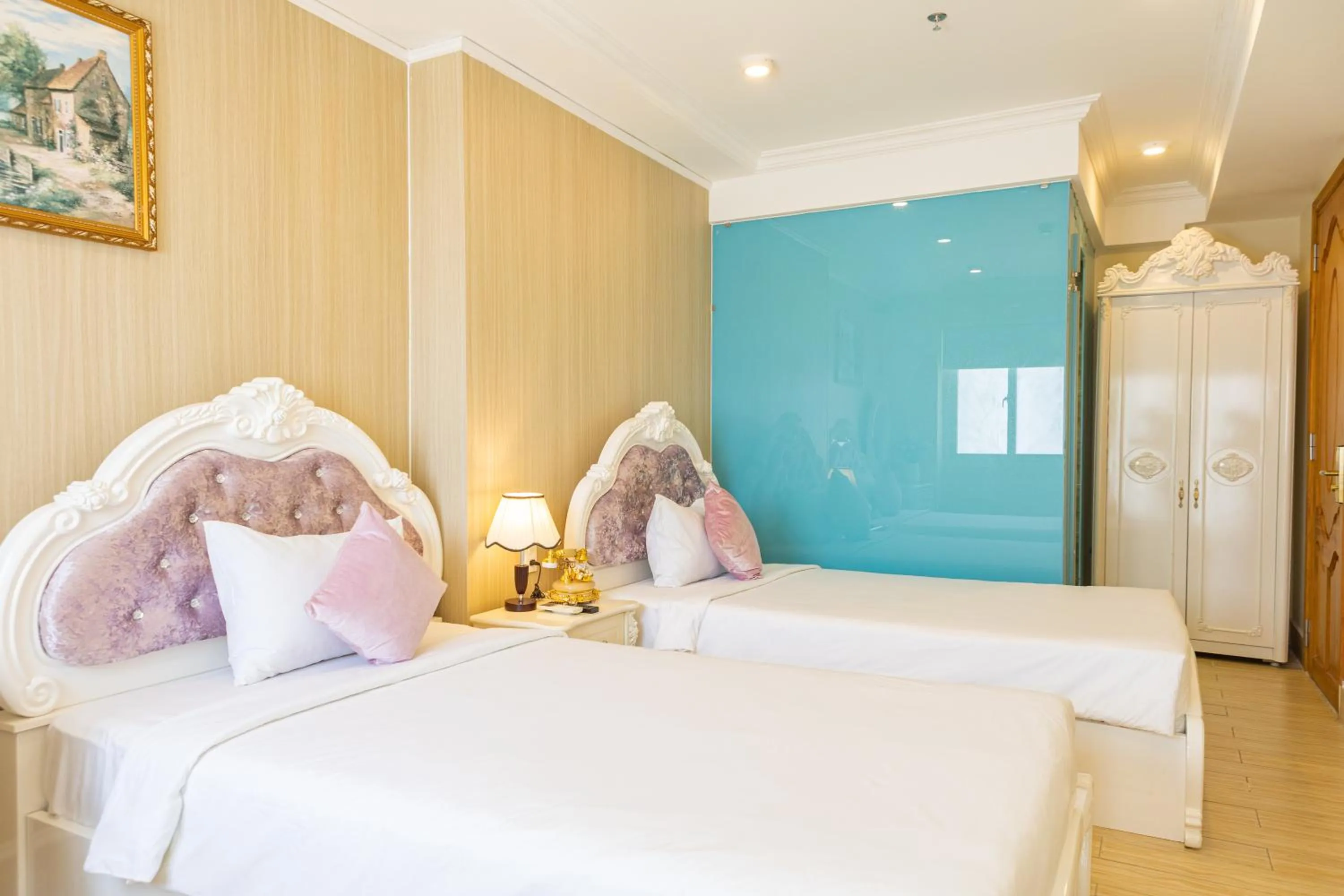 Bed in Happy Star Hotel Nha Trang