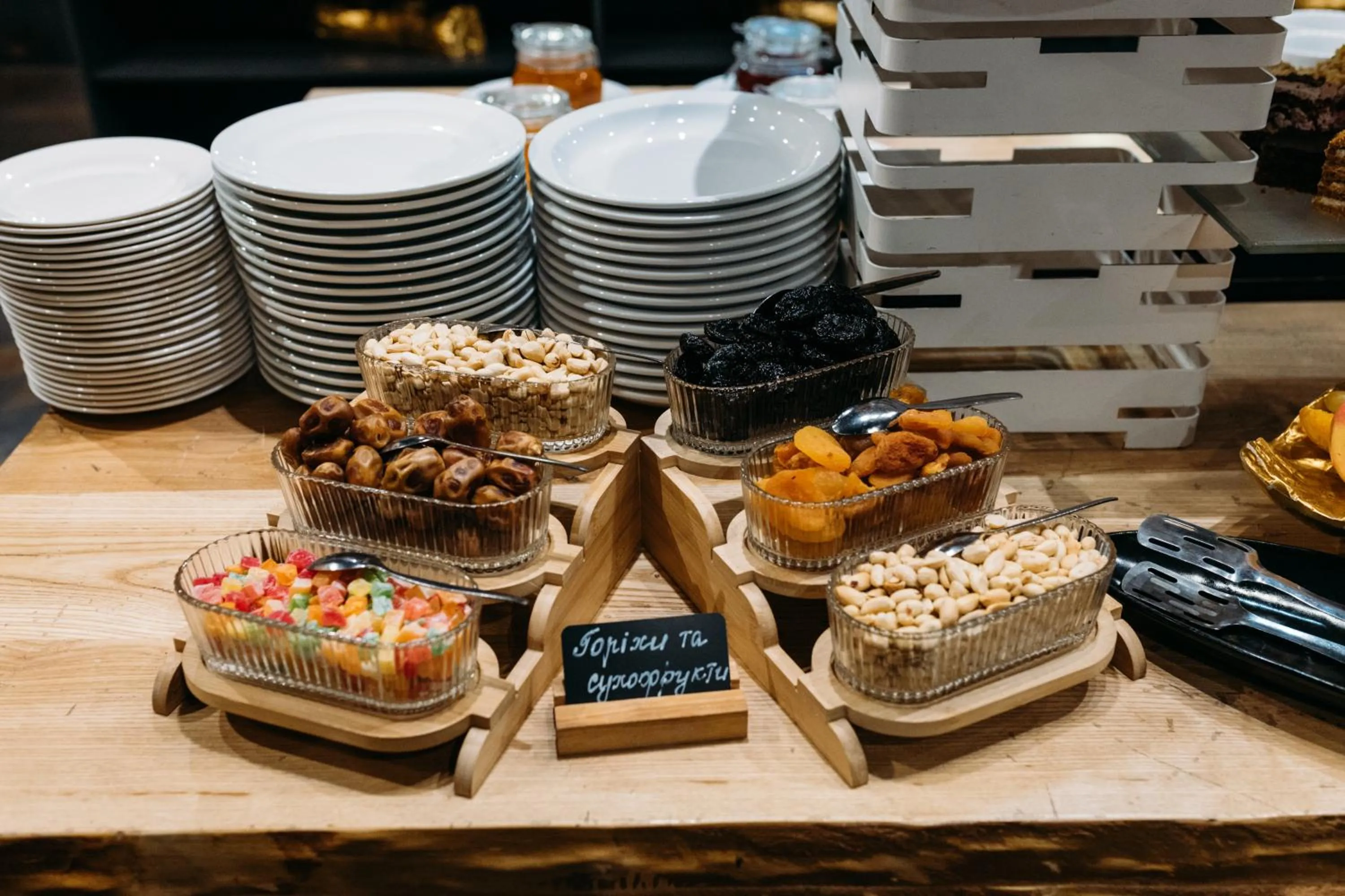 Food and drinks in Favor Park Hotel