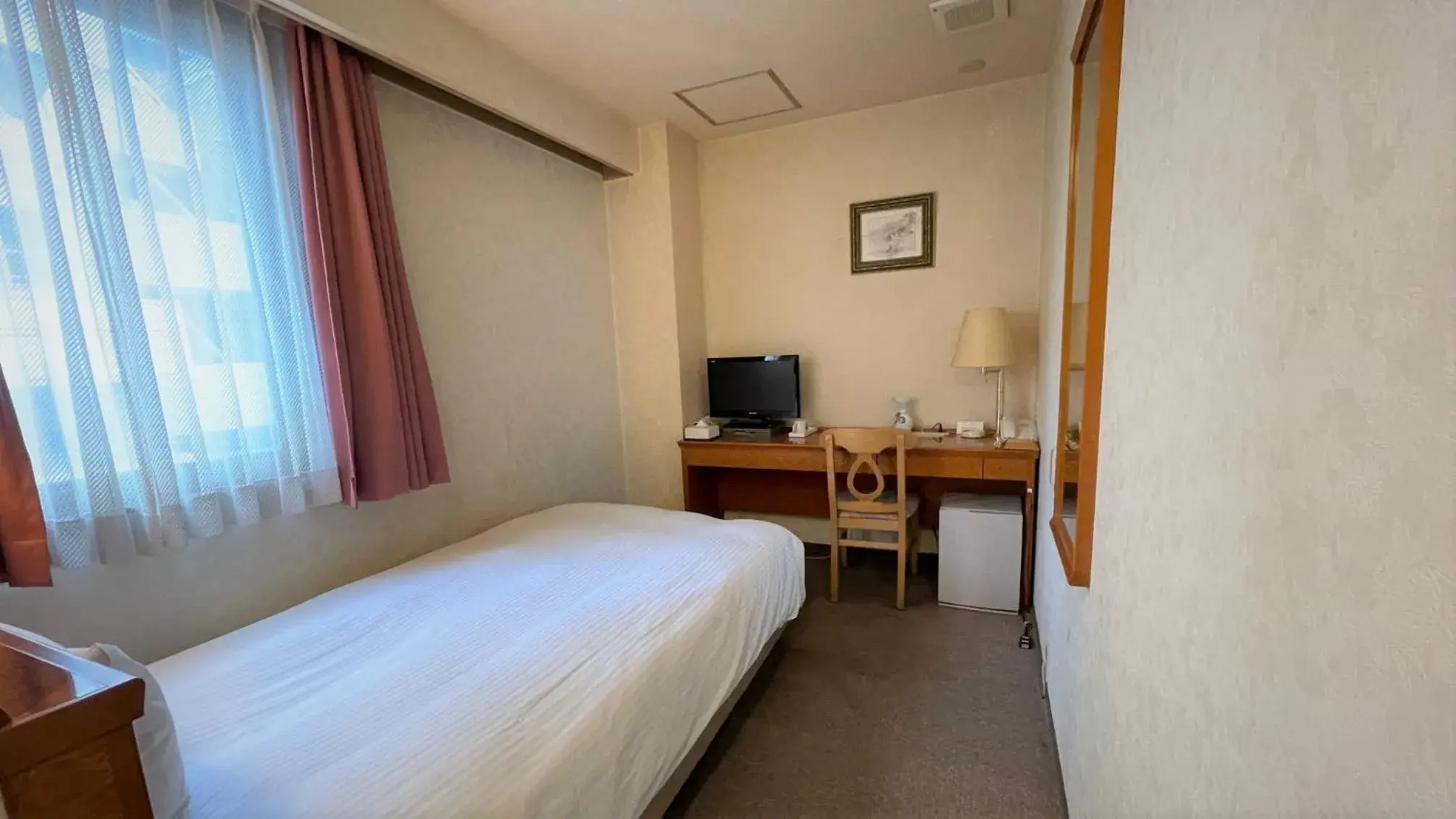 Bed in Ueno Terminal Hotel Bed in Ueno Terminal Hotel