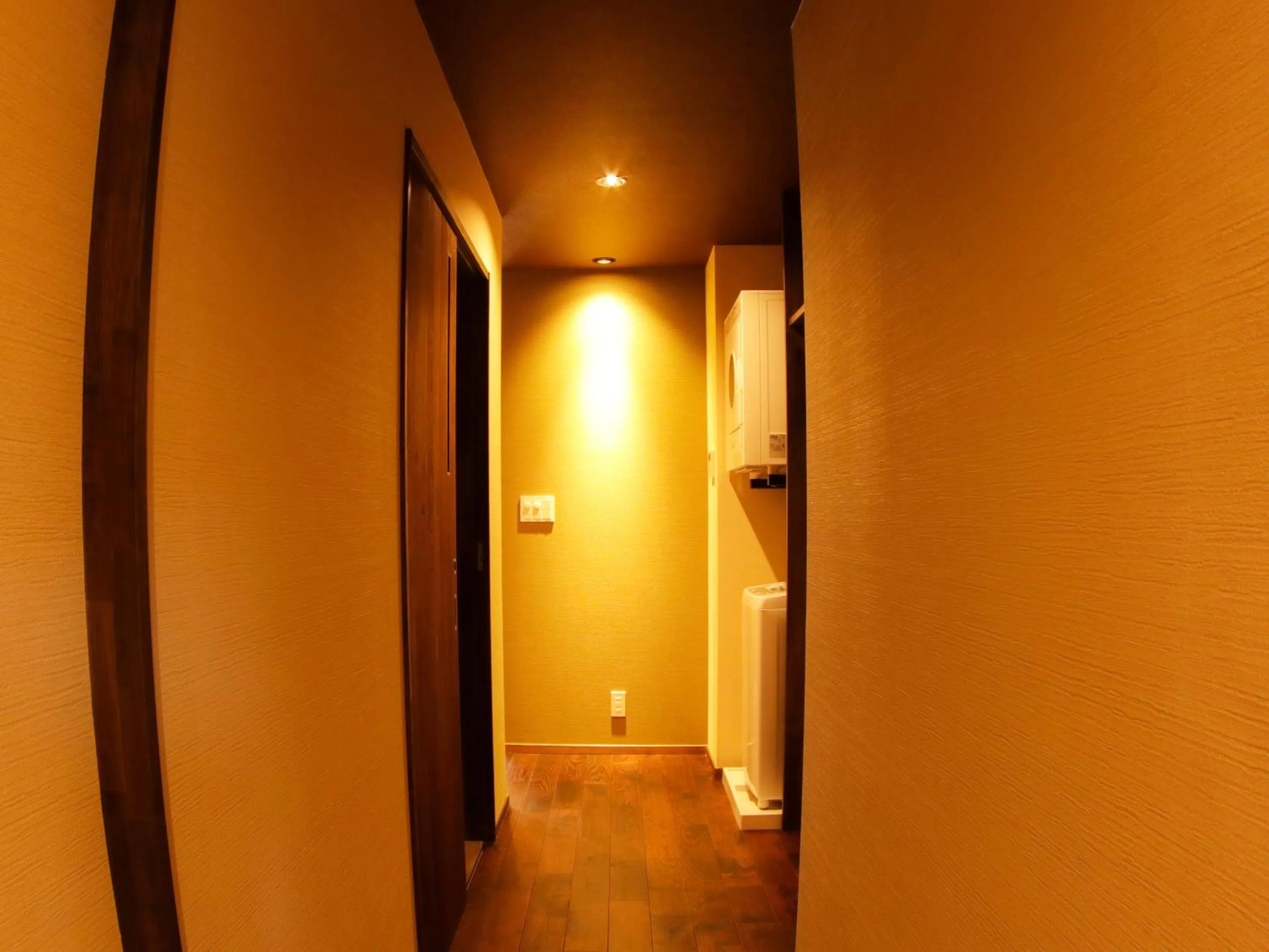 Photo of the whole room in Shirakaba