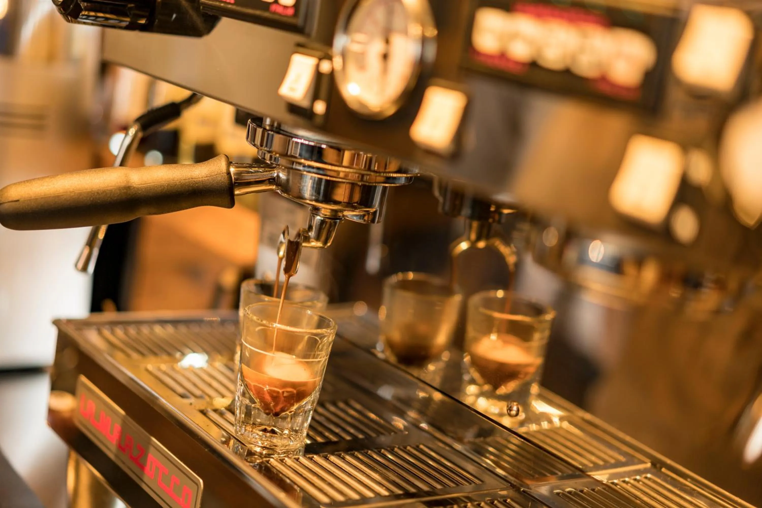 Coffee/tea facilities in Shirakaba