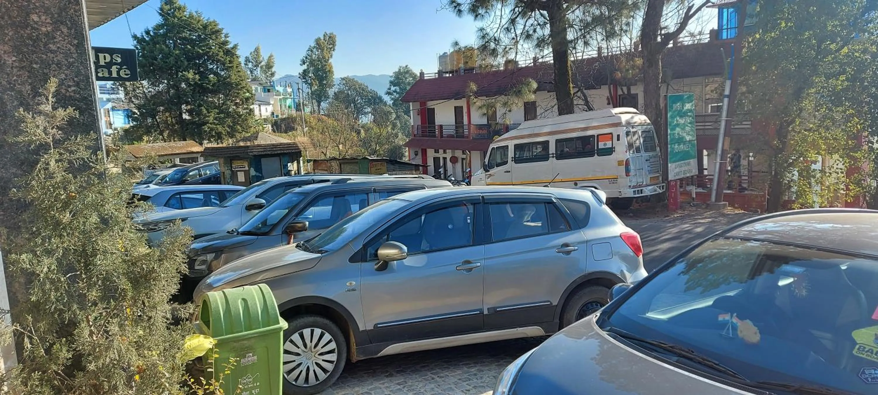 Parking in Clarks Collection Lansdowne