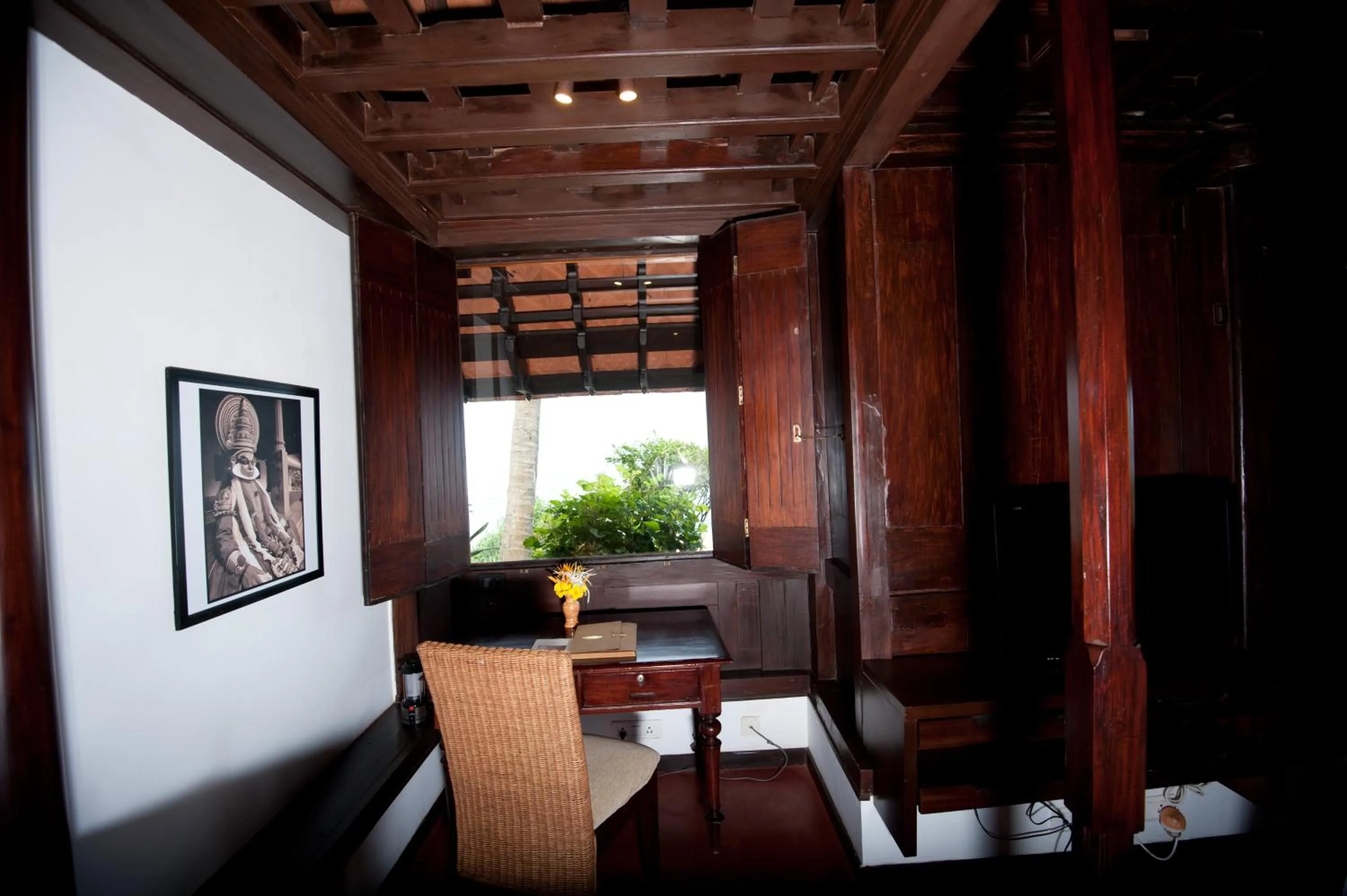 Seating area in Niraamaya Wellness Retreats, Surya Samudra, Kovalam