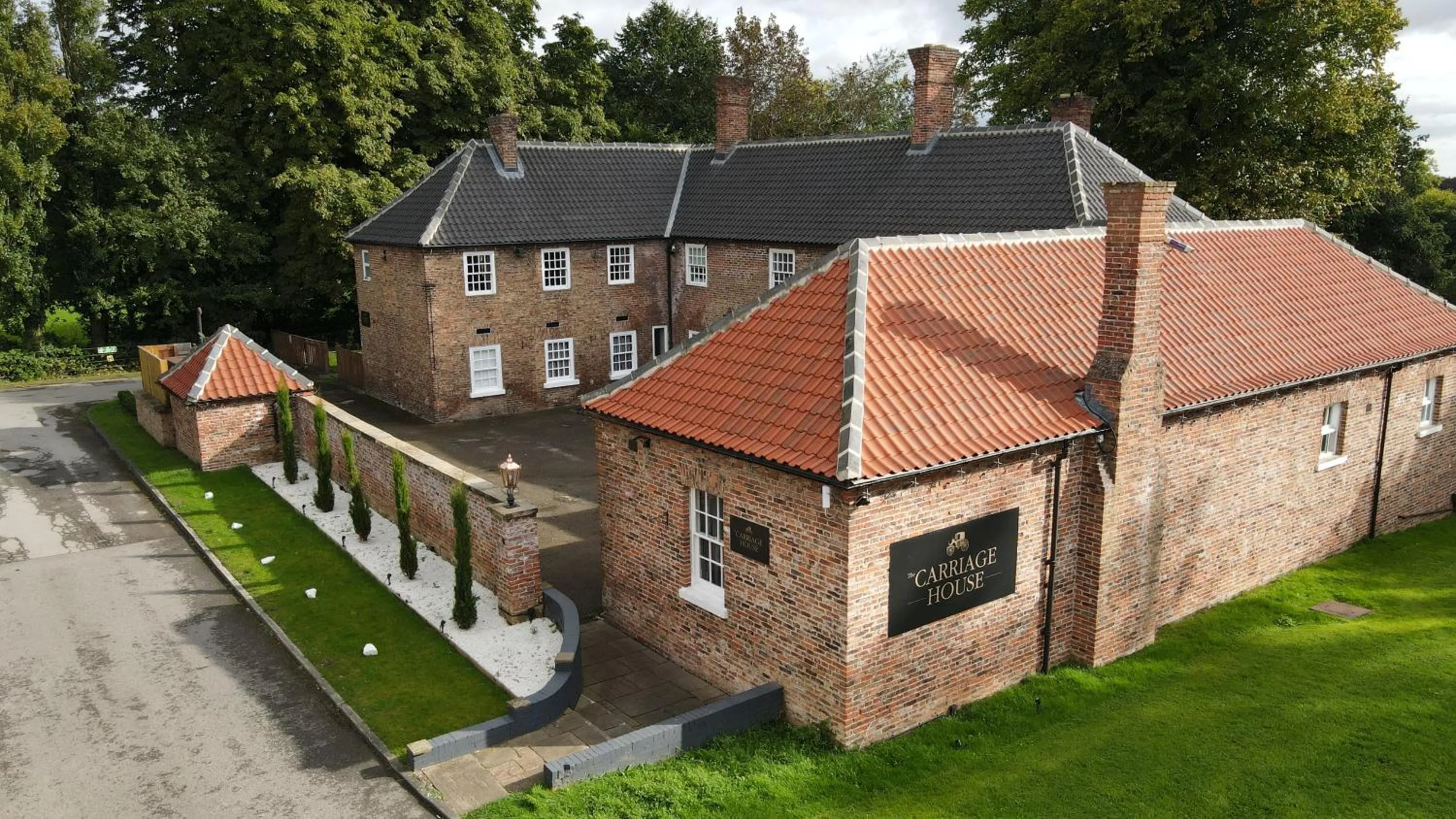 Property building in Blackwell Grange Hotel