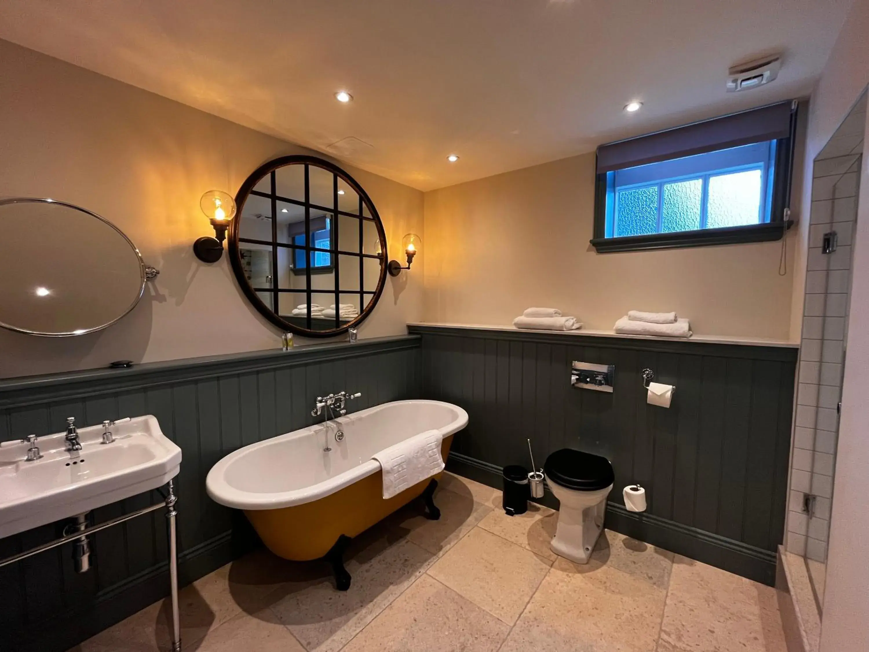 Superior King Room in Blackwell Grange Hotel Superior King Room in Blackwell Grange Hotel