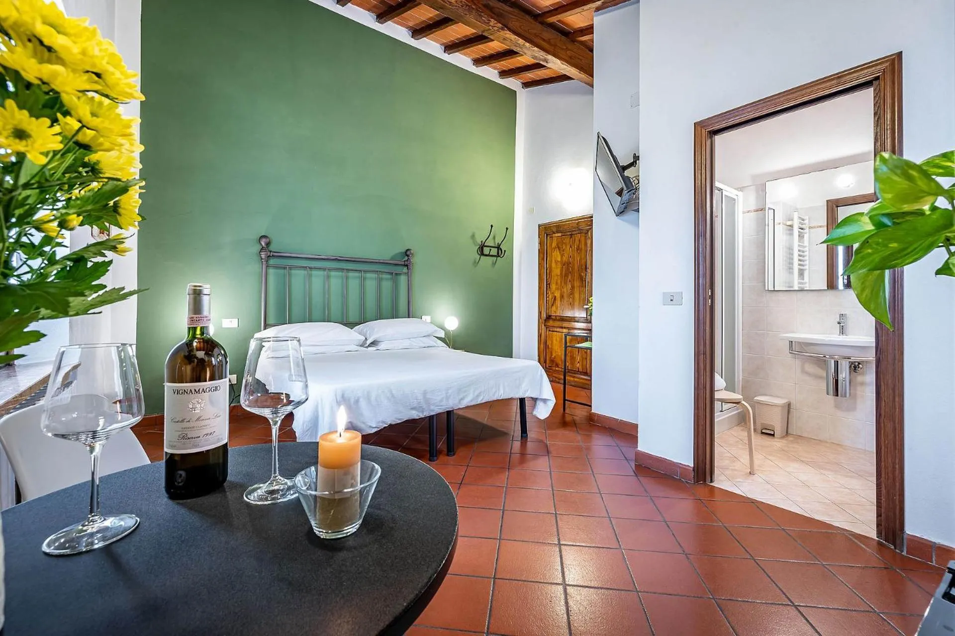 Deluxe Double or Twin Room with City View in La Fornace Di Racciano