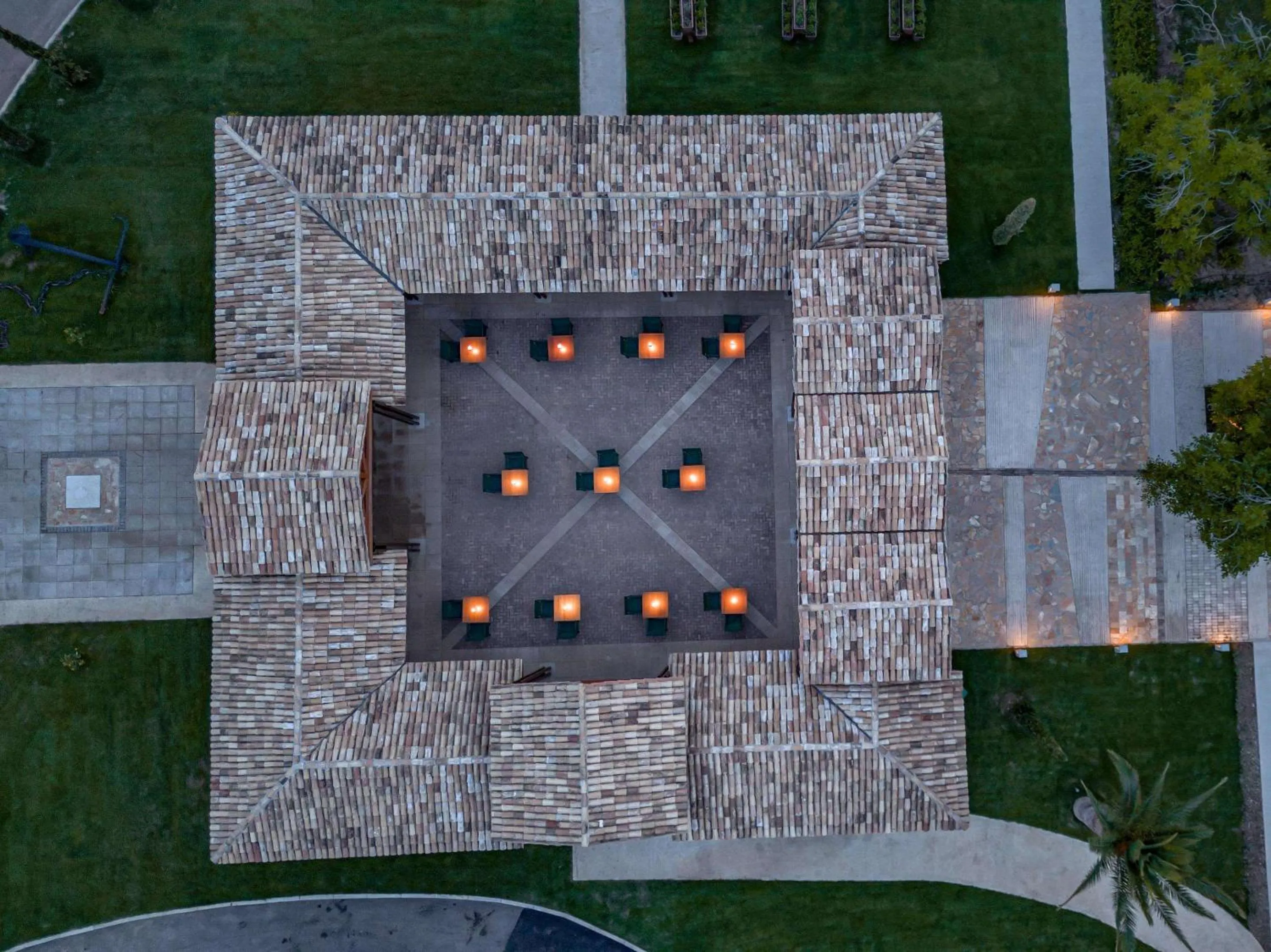 Restaurant/places to eat in Grecotel LUXME Costa Botanica