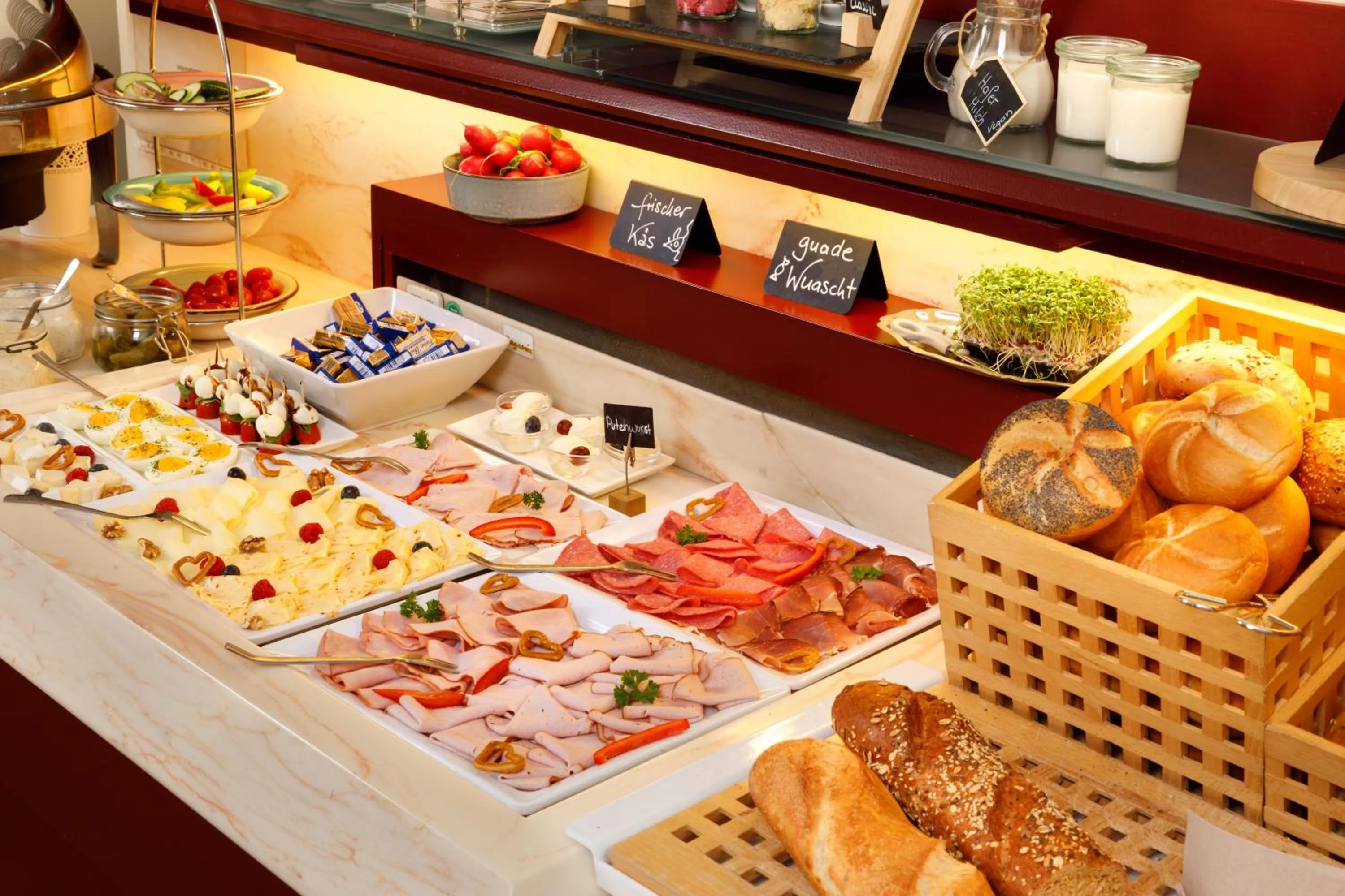 Buffet breakfast in Rosi Boutique Hotel