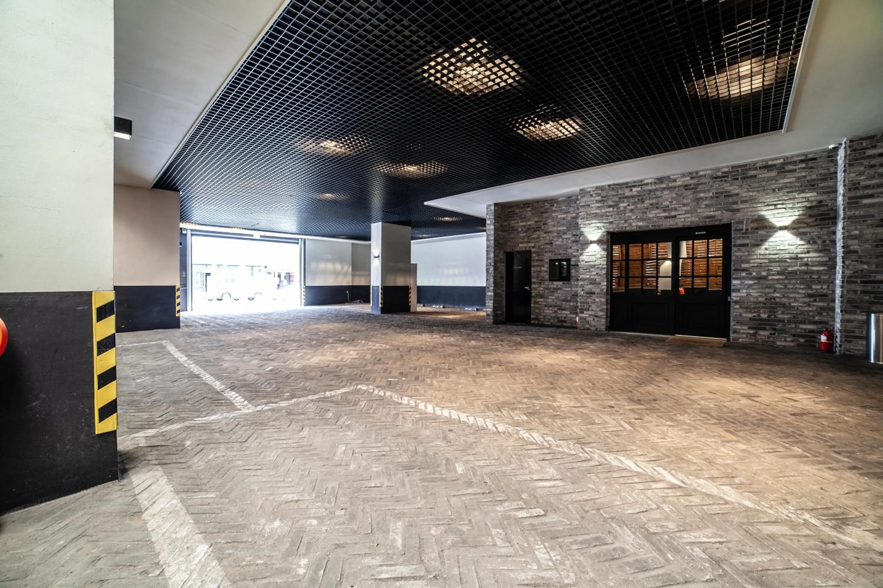 Parking in Hotel Stay 53