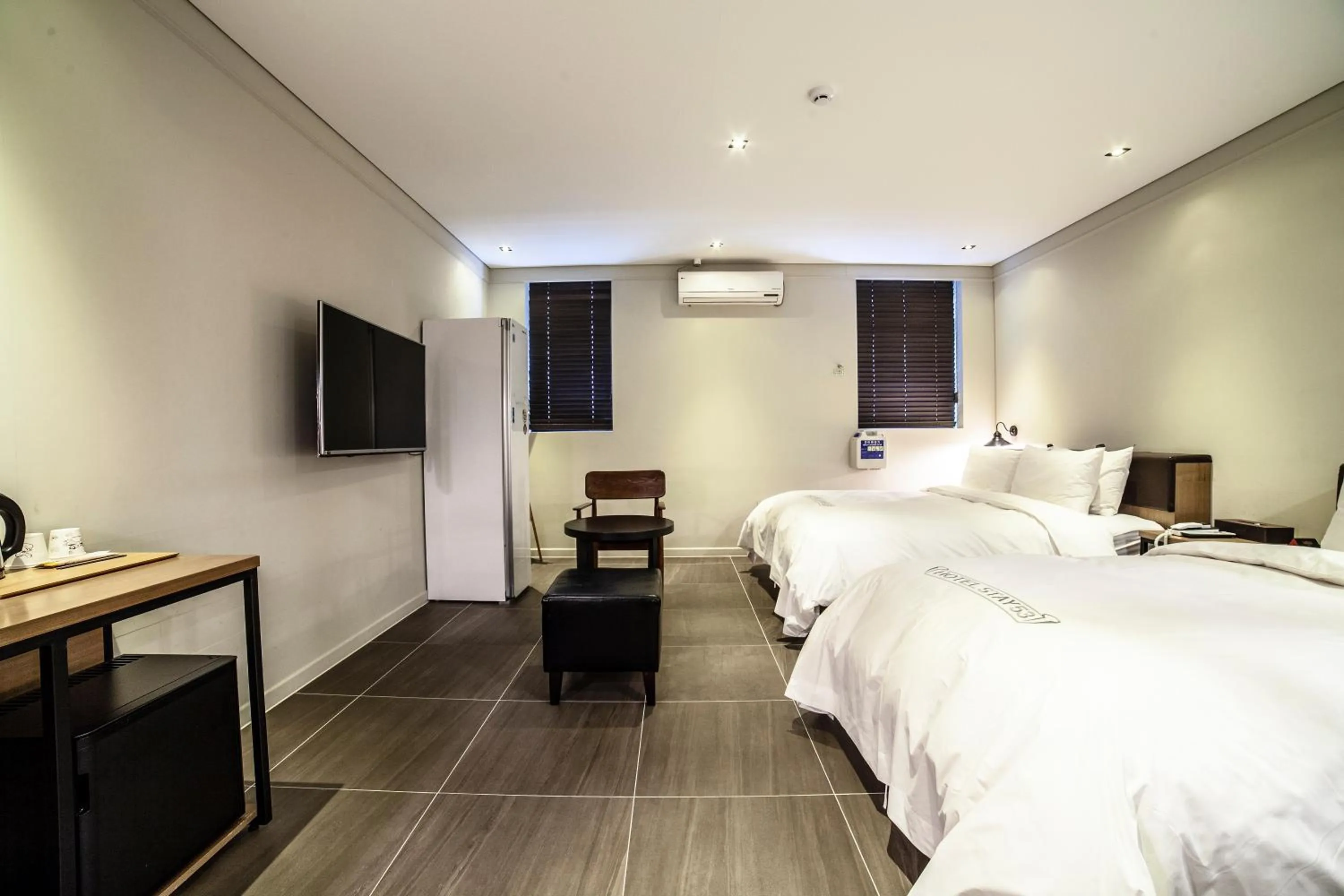 Bed in Hotel Stay 53