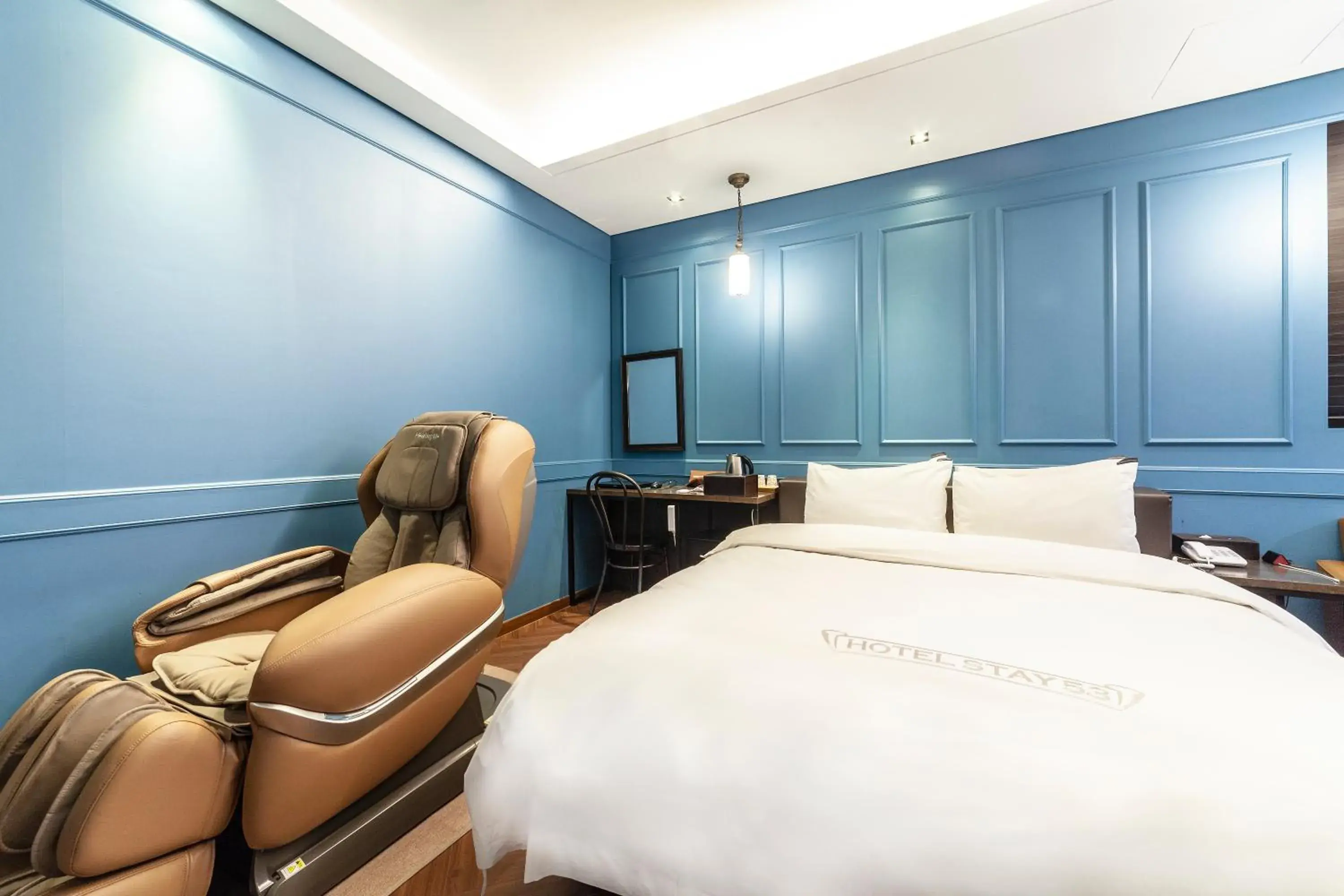 Bed in Hotel Stay 53 Bed in Hotel Stay 53