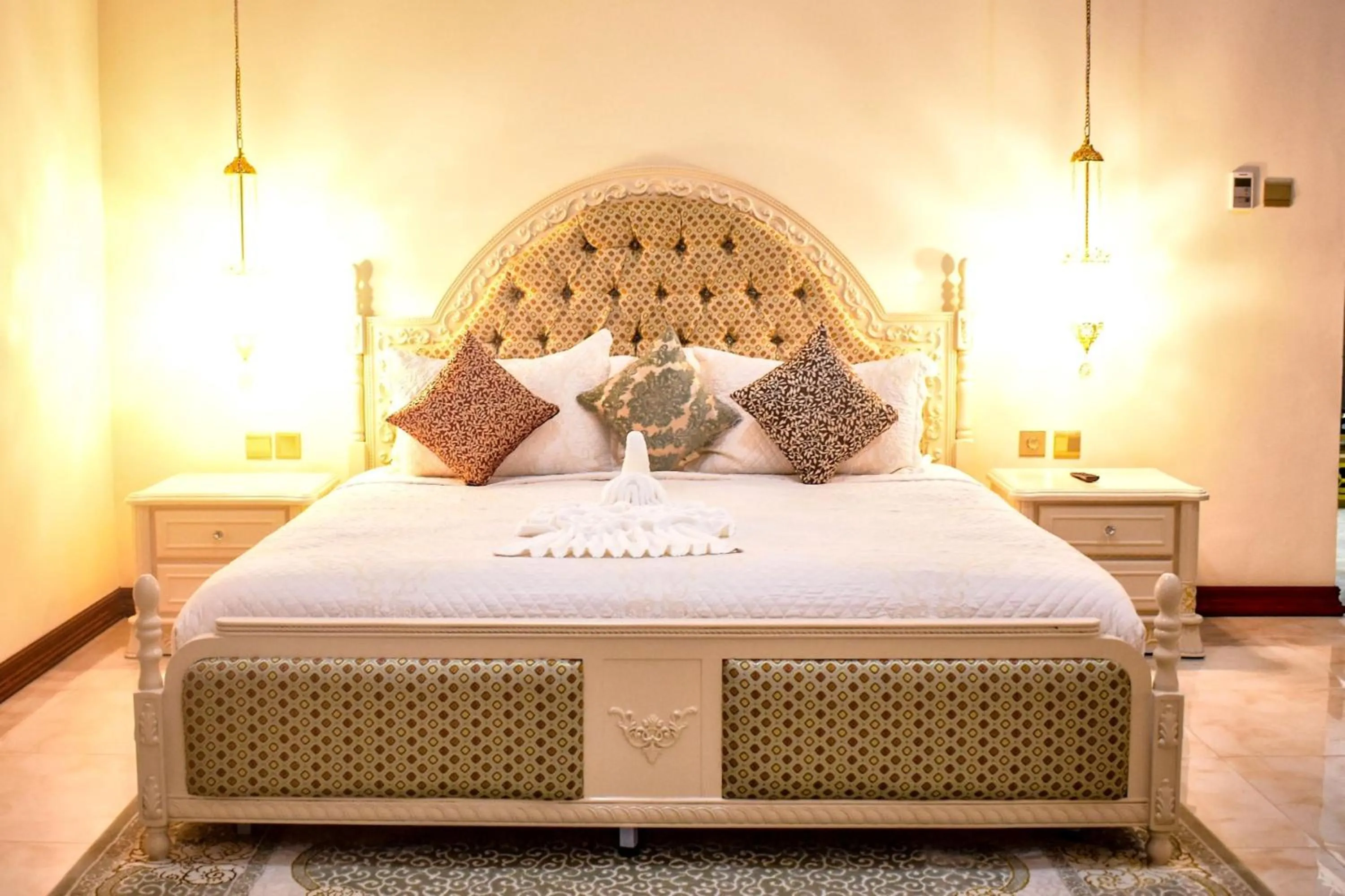 Bed in Madinat Al Bahr Business & Spa Hotel