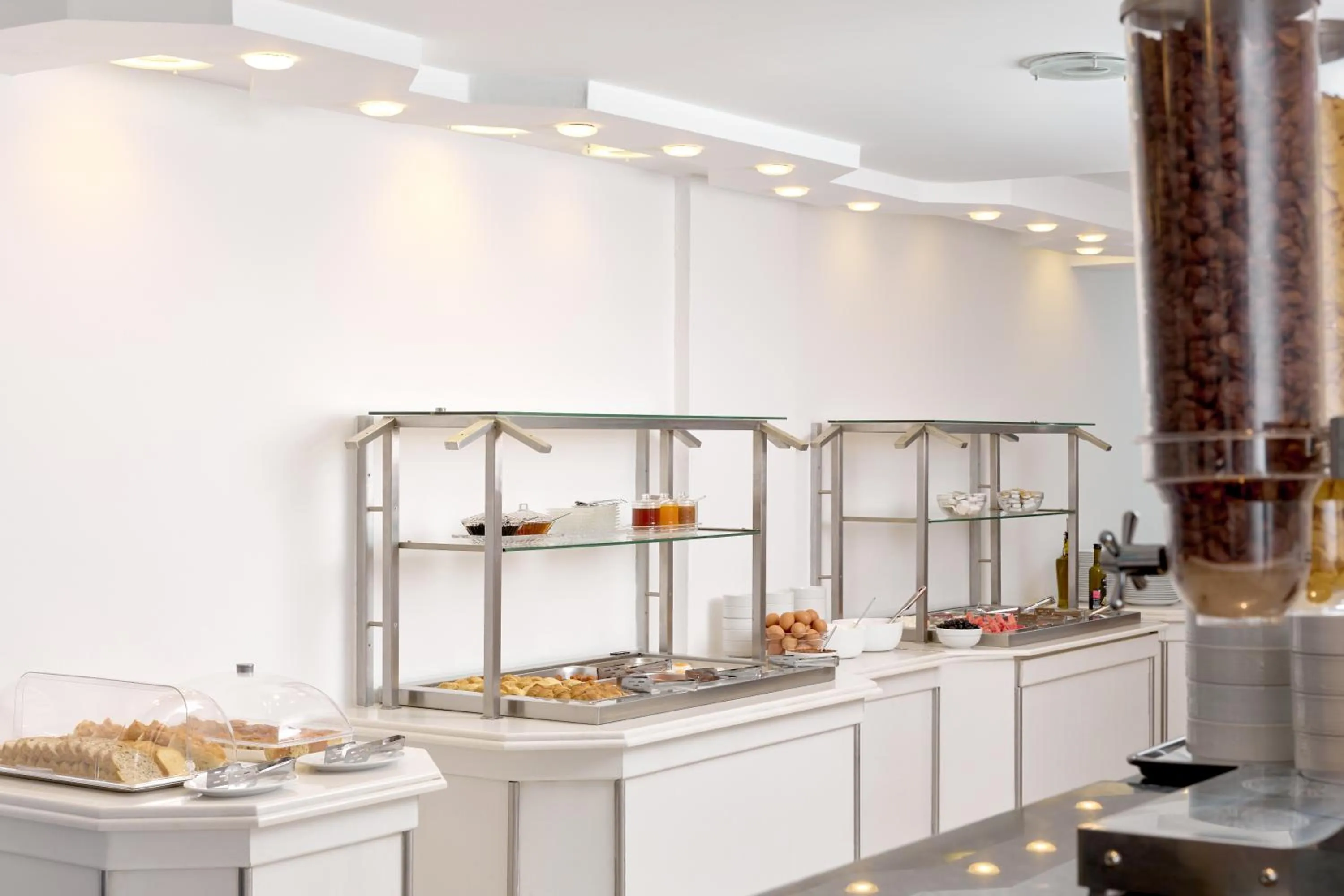 Restaurant/places to eat in Kazaviti Hotel