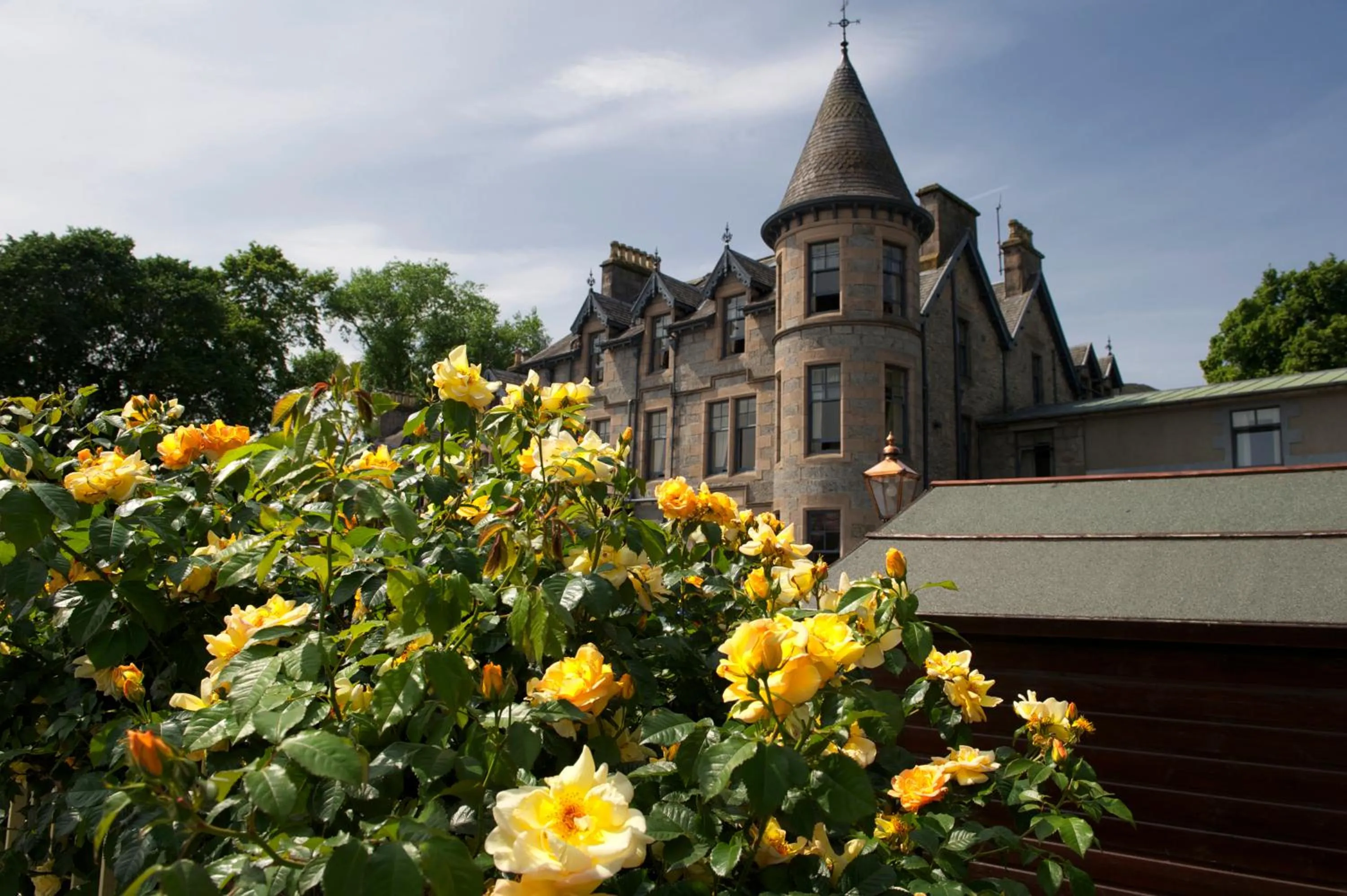 Facade/entrance in Cairngorm Hotel