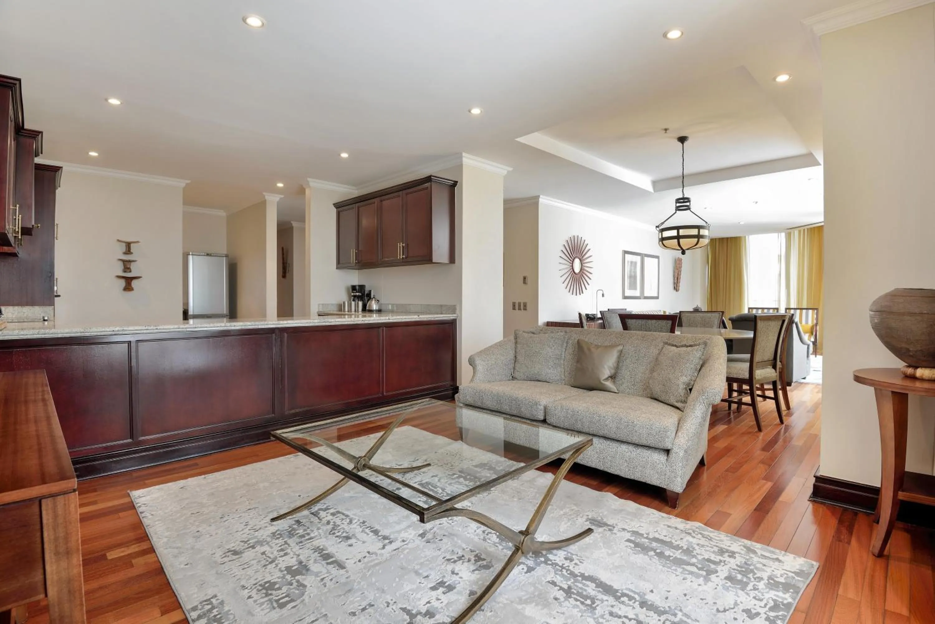 Photo of the whole room in The Michelangelo Towers