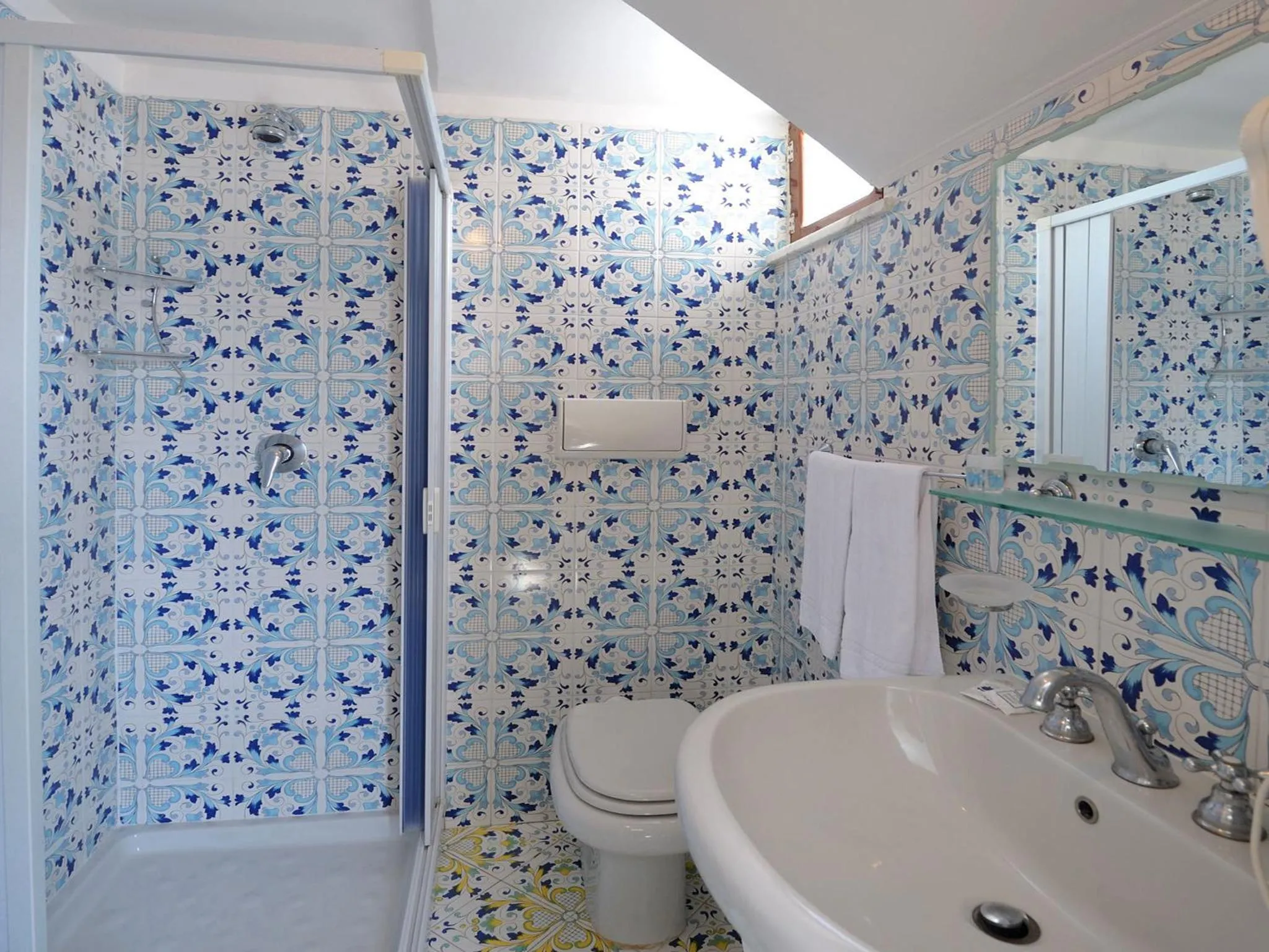 Bathroom in La Locanda Del Fiordo