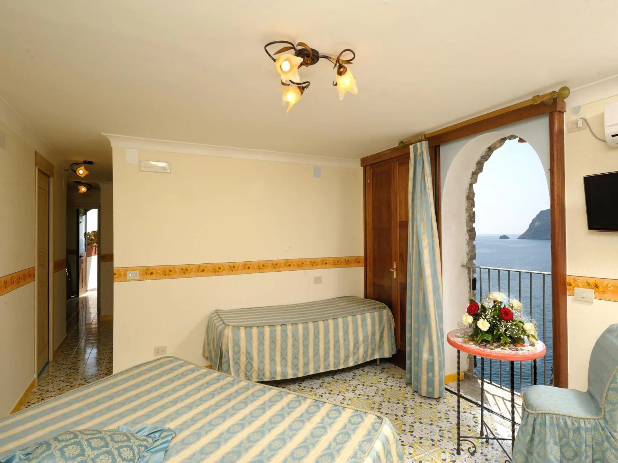 Day, Bed in La Locanda Del Fiordo