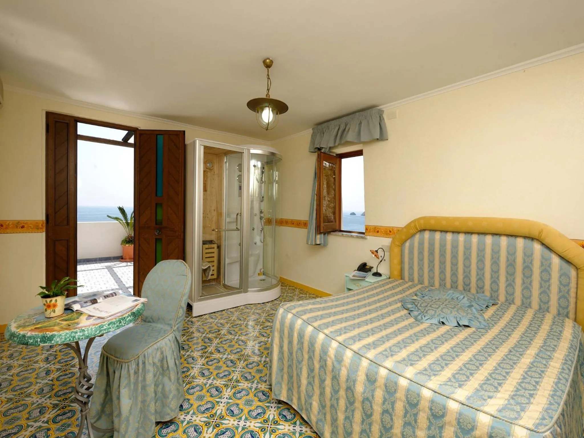 Day, Bed in La Locanda Del Fiordo