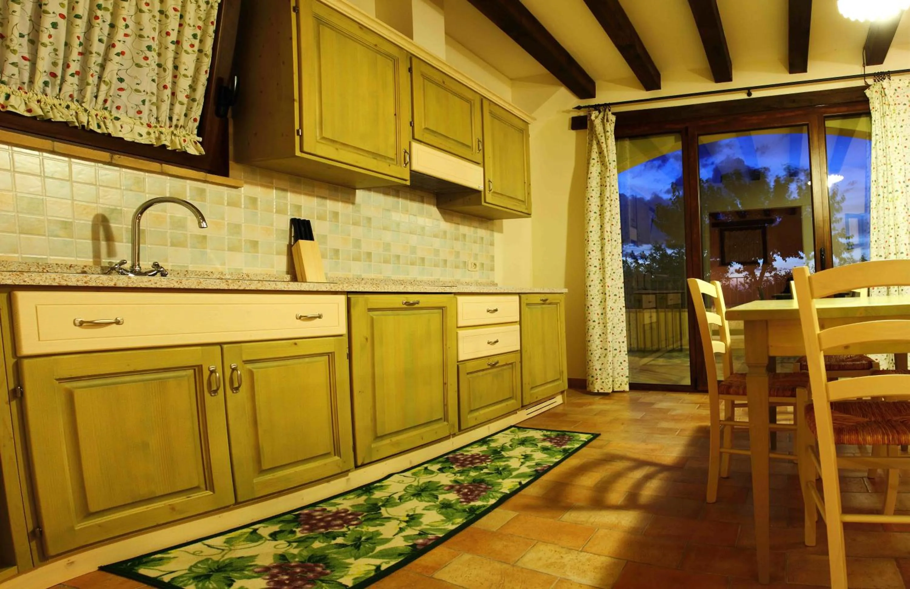Kitchen or kitchenette in Cadabò