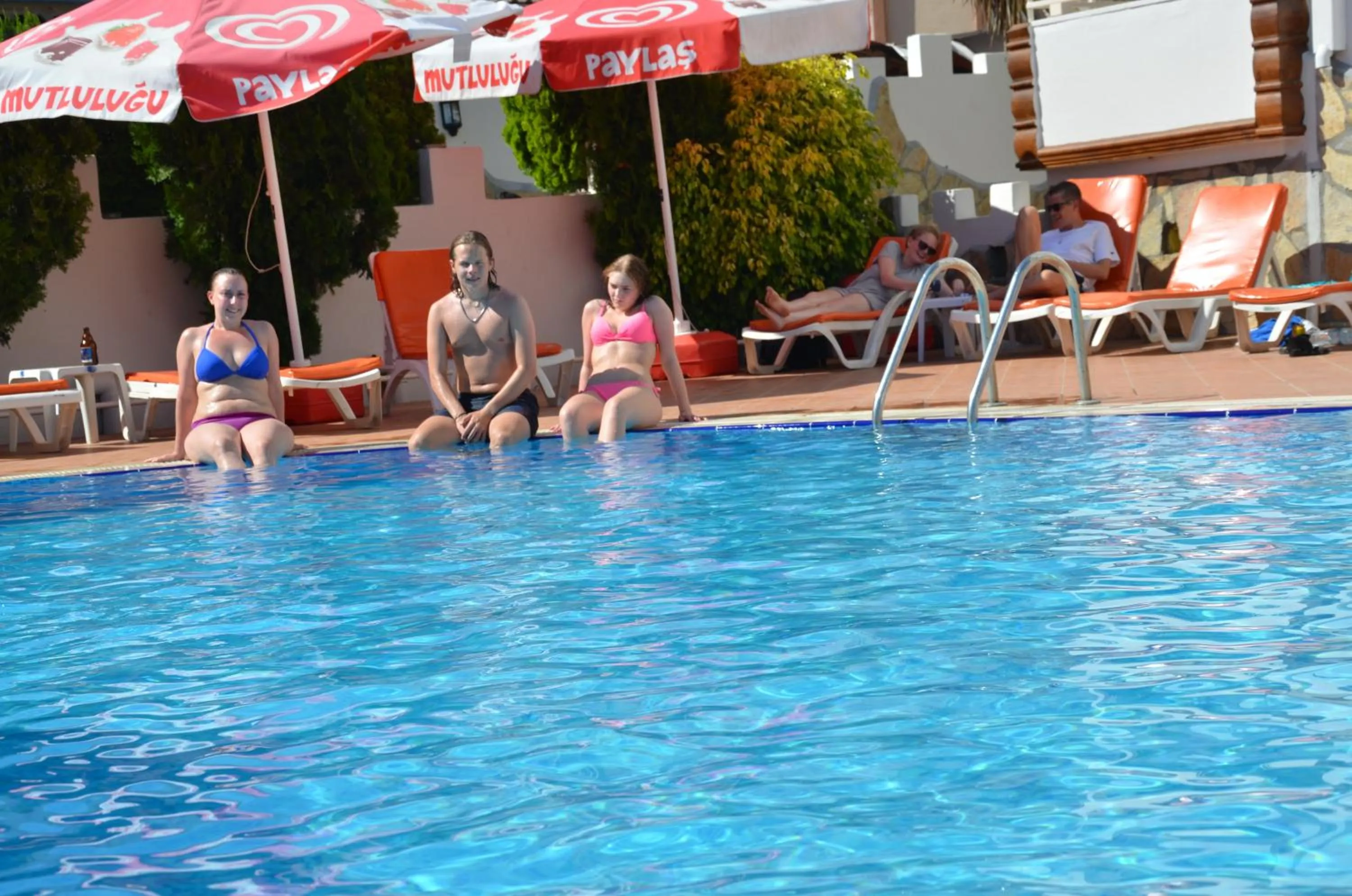 People in Sun Flower Apart Hotel