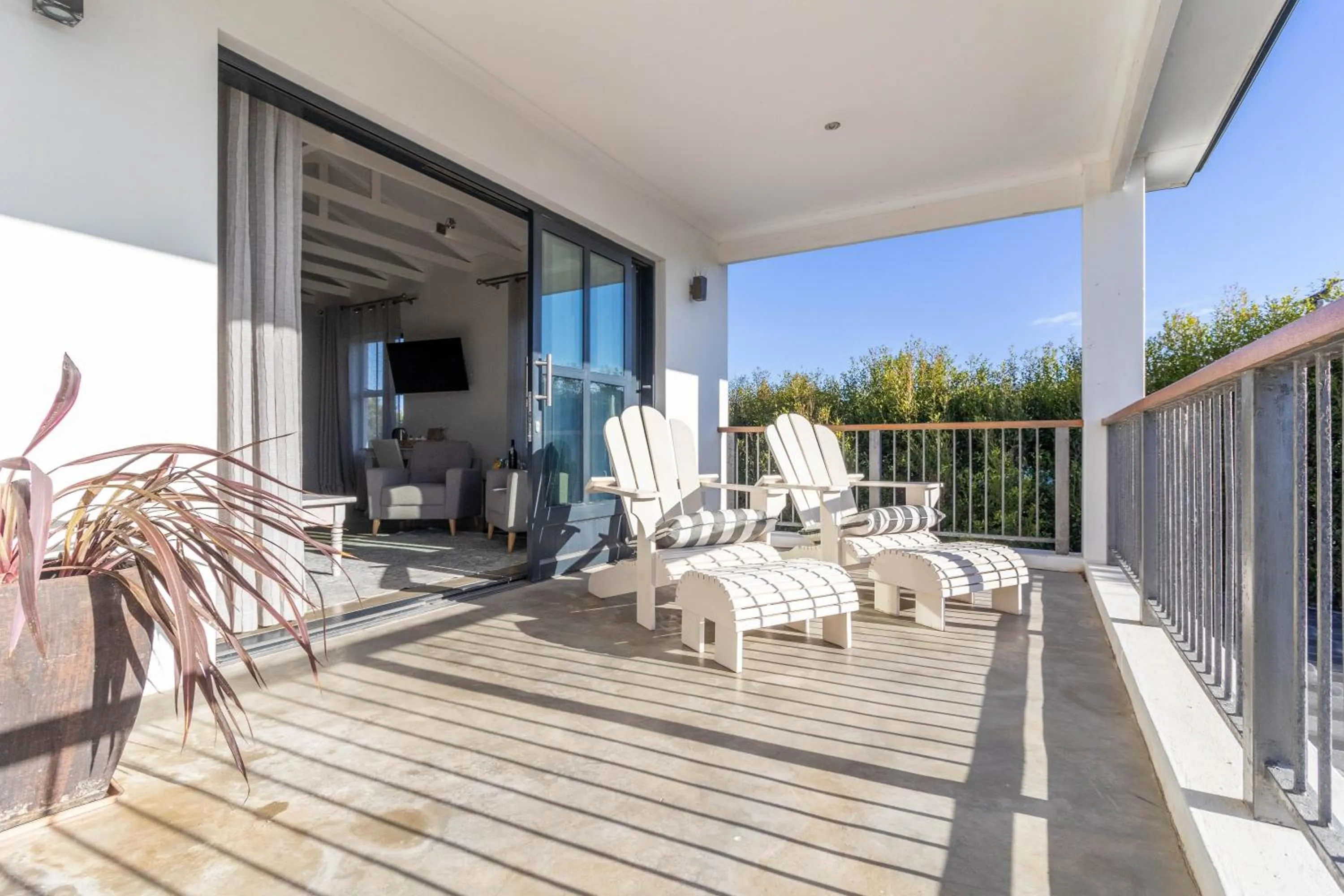 Balcony/Terrace in Whale Rock Luxury Lodge
