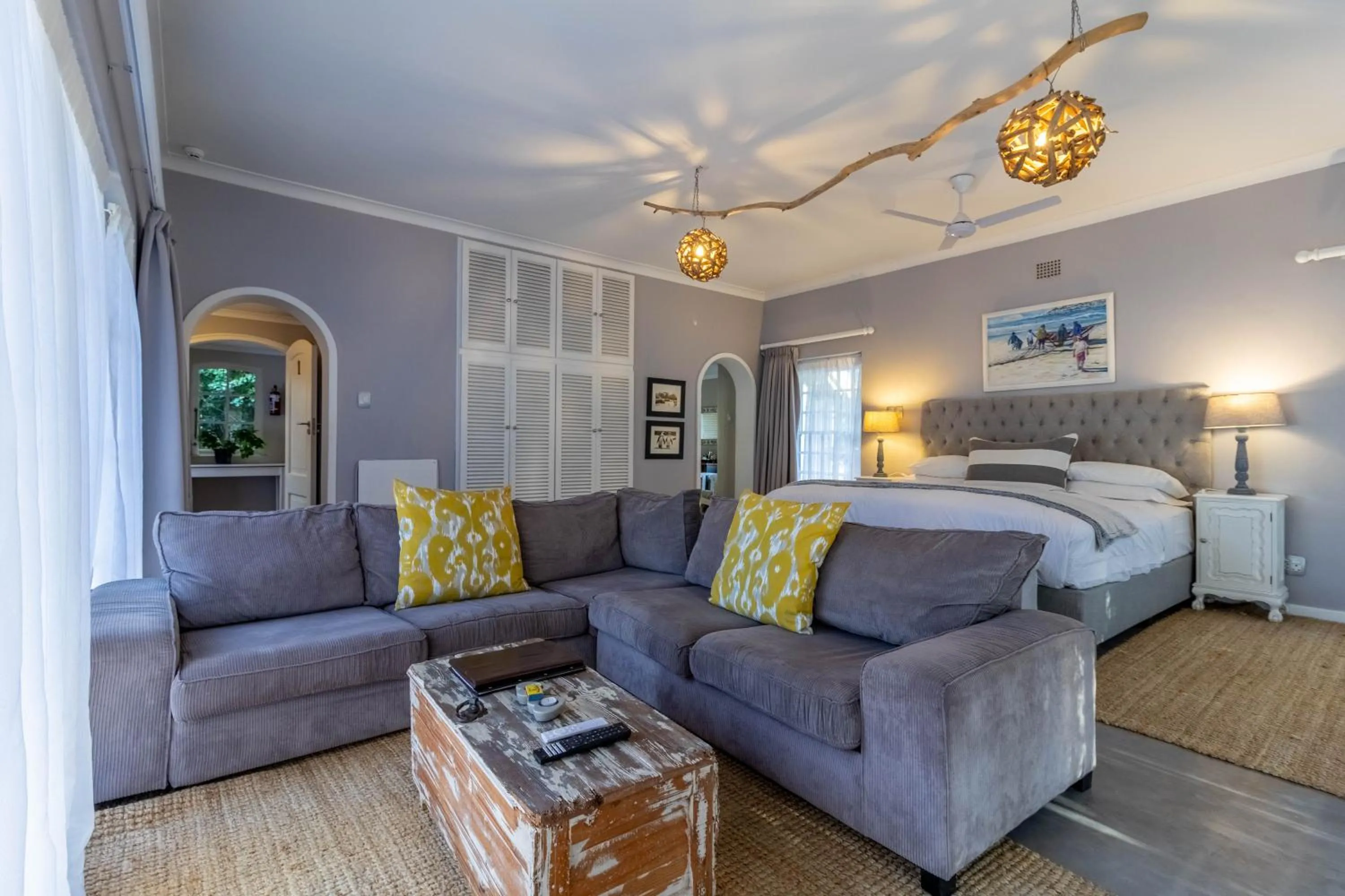 Bed in Whale Rock Luxury Lodge