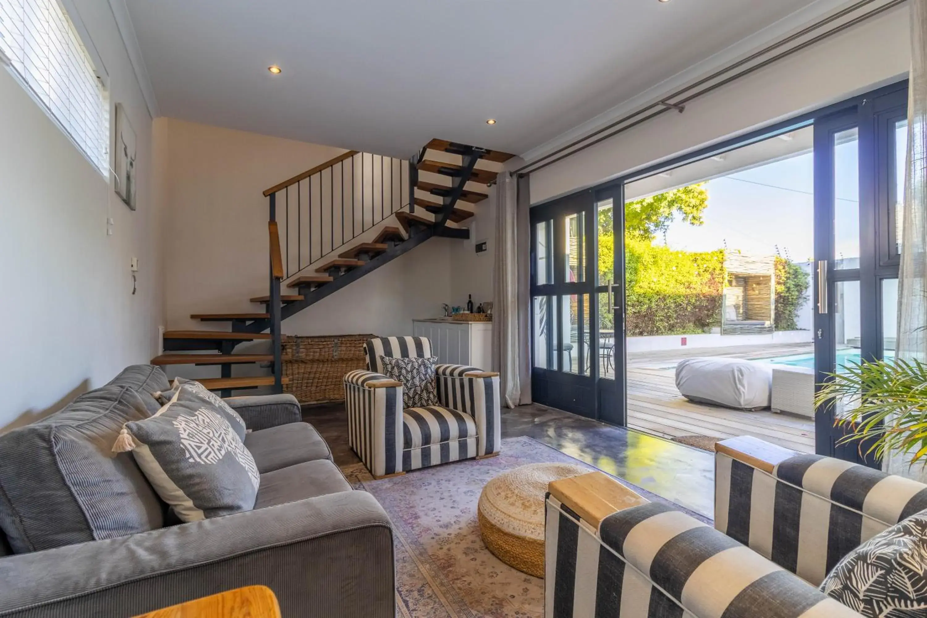 Living room in Whale Rock Luxury Lodge Living room in Whale Rock Luxury Lodge
