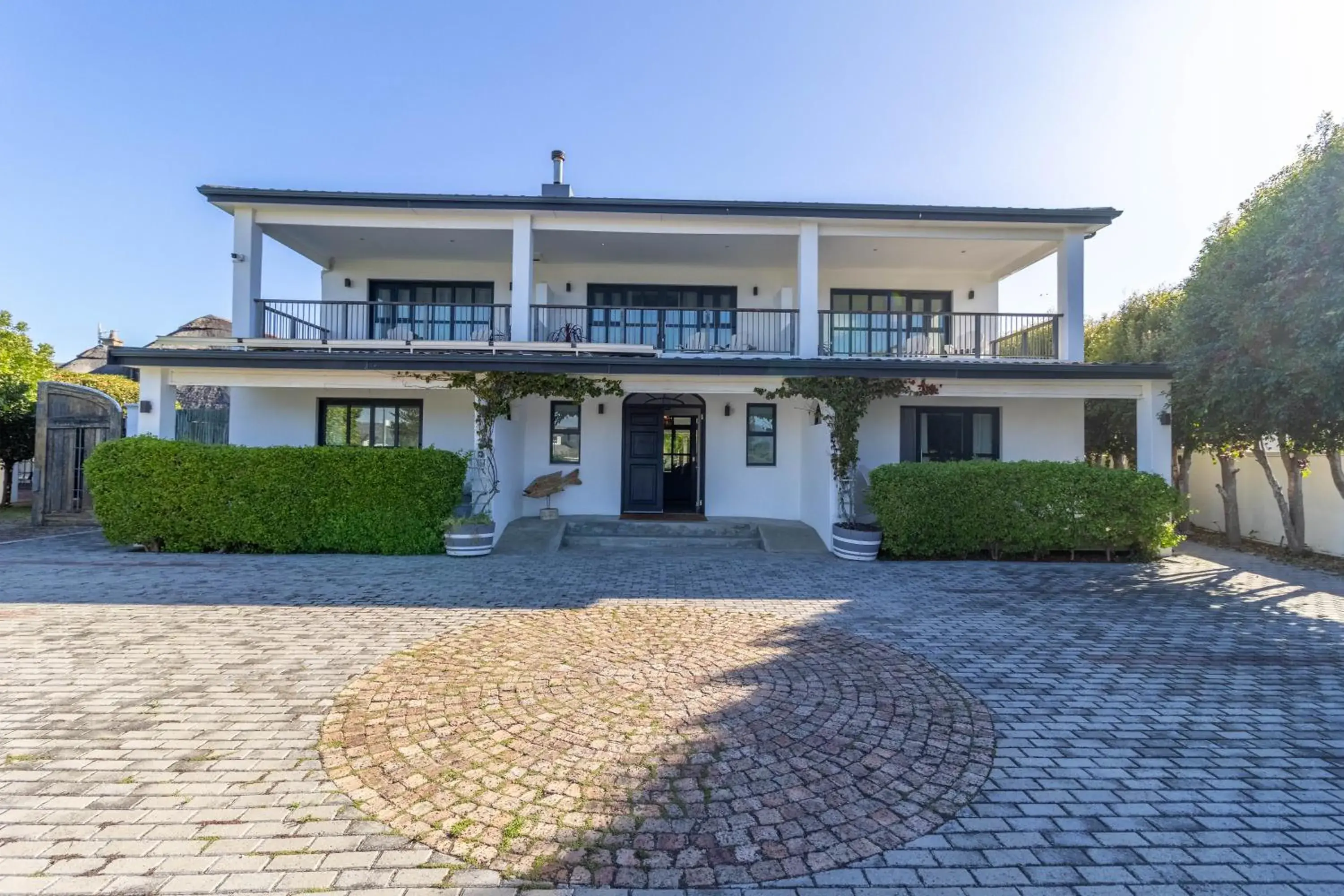 Property building in Whale Rock Luxury Lodge Property building in Whale Rock Luxury Lodge